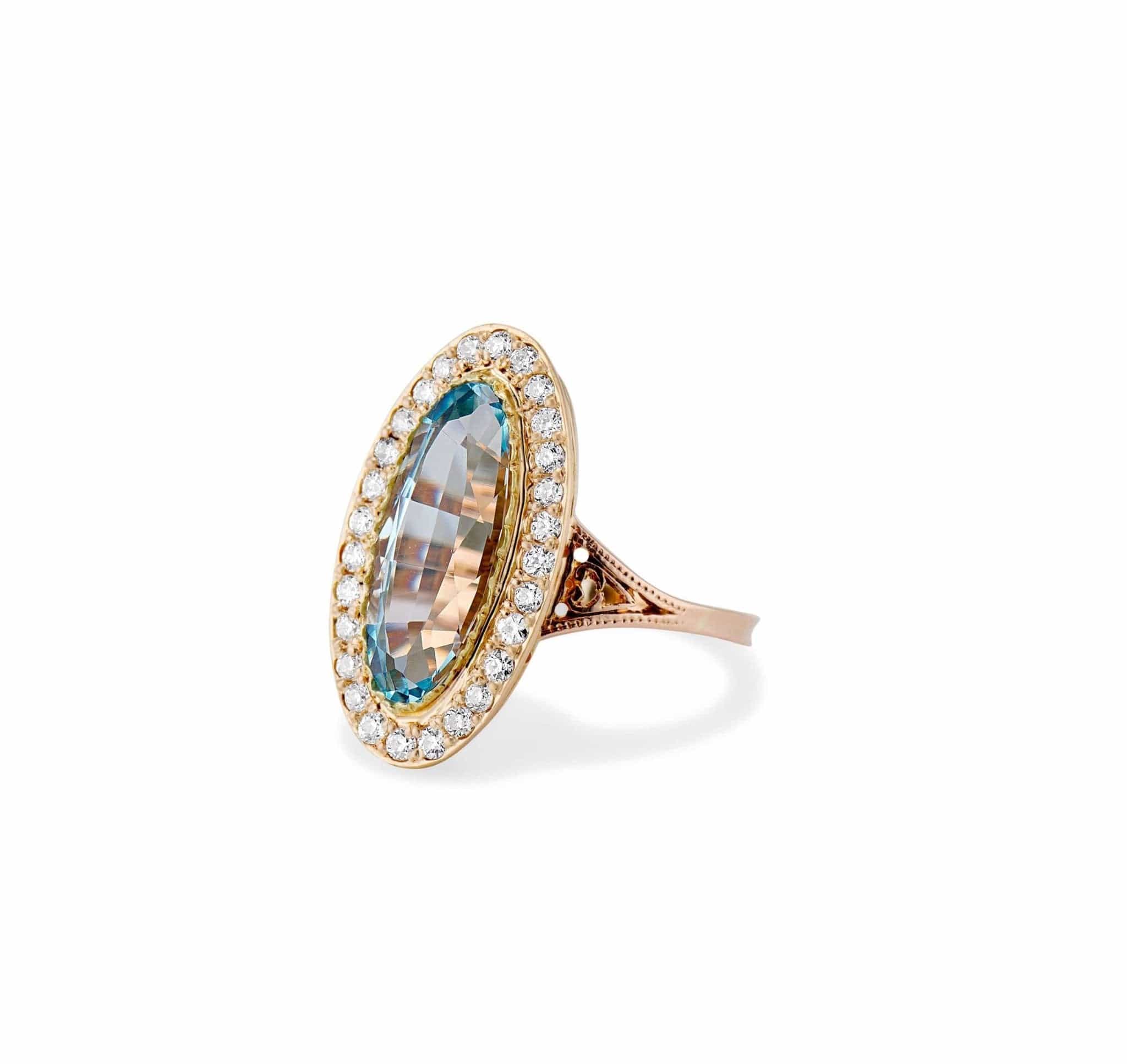 Belle Époque 3.40 Carat Oval-Cut Aquamarine and Diamond Dinner Ring, France - Image 2