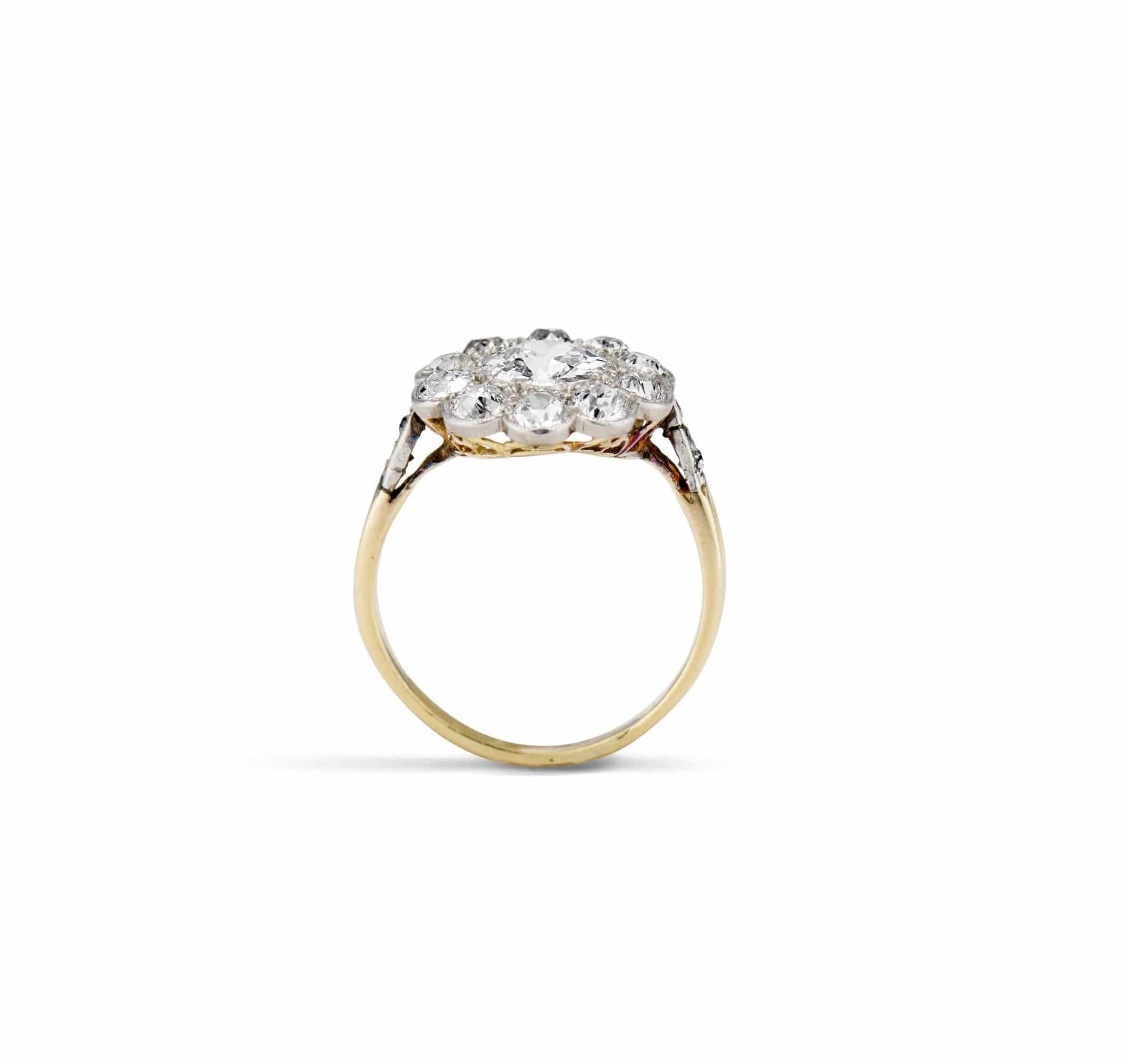 Belle Époque .80 Carat Old European Cut Diamond  Floret Cluster Engagement Ring, France - Image 4