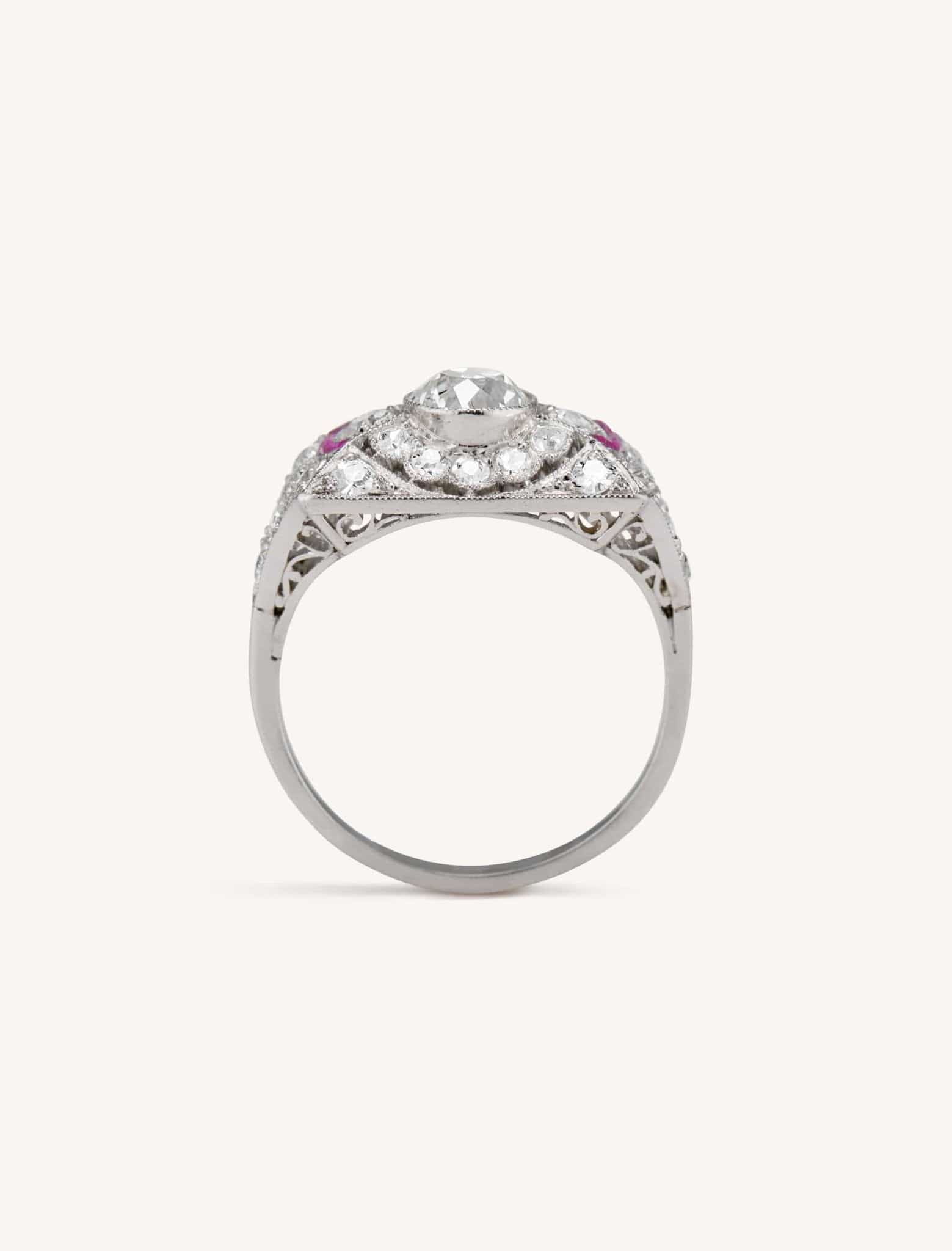 Belle Èpoque Old European Cut Diamond & Ruby Ring, France - Image 4