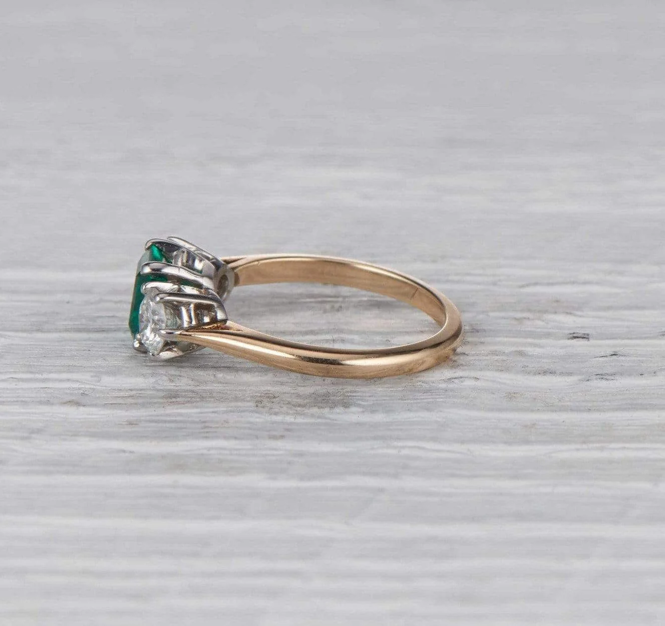 .80 Carat Cartier Emerald Three Stone Vintage Ring - Image 3