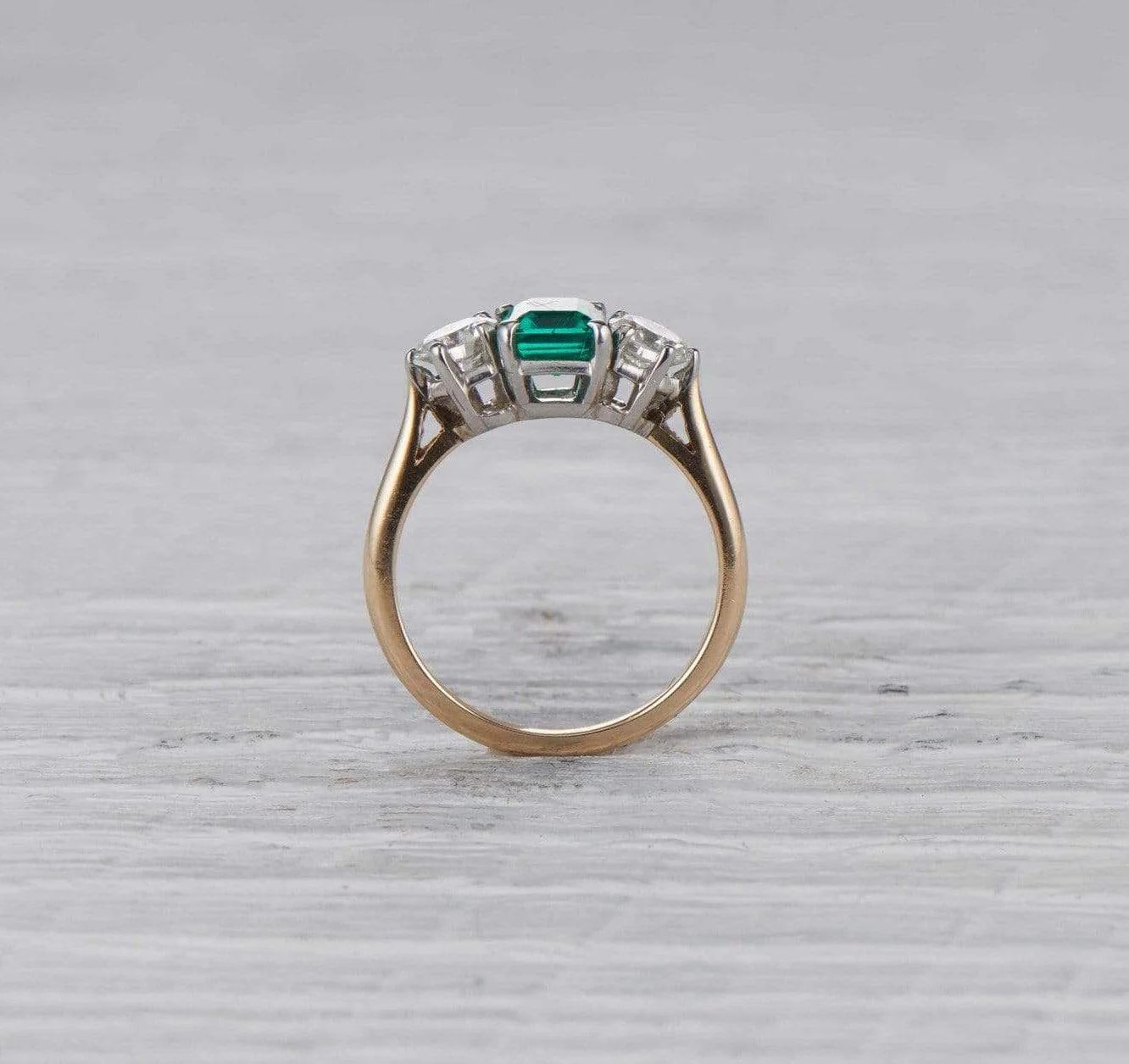 .80 Carat Cartier Emerald Three Stone Vintage Ring - Image 4