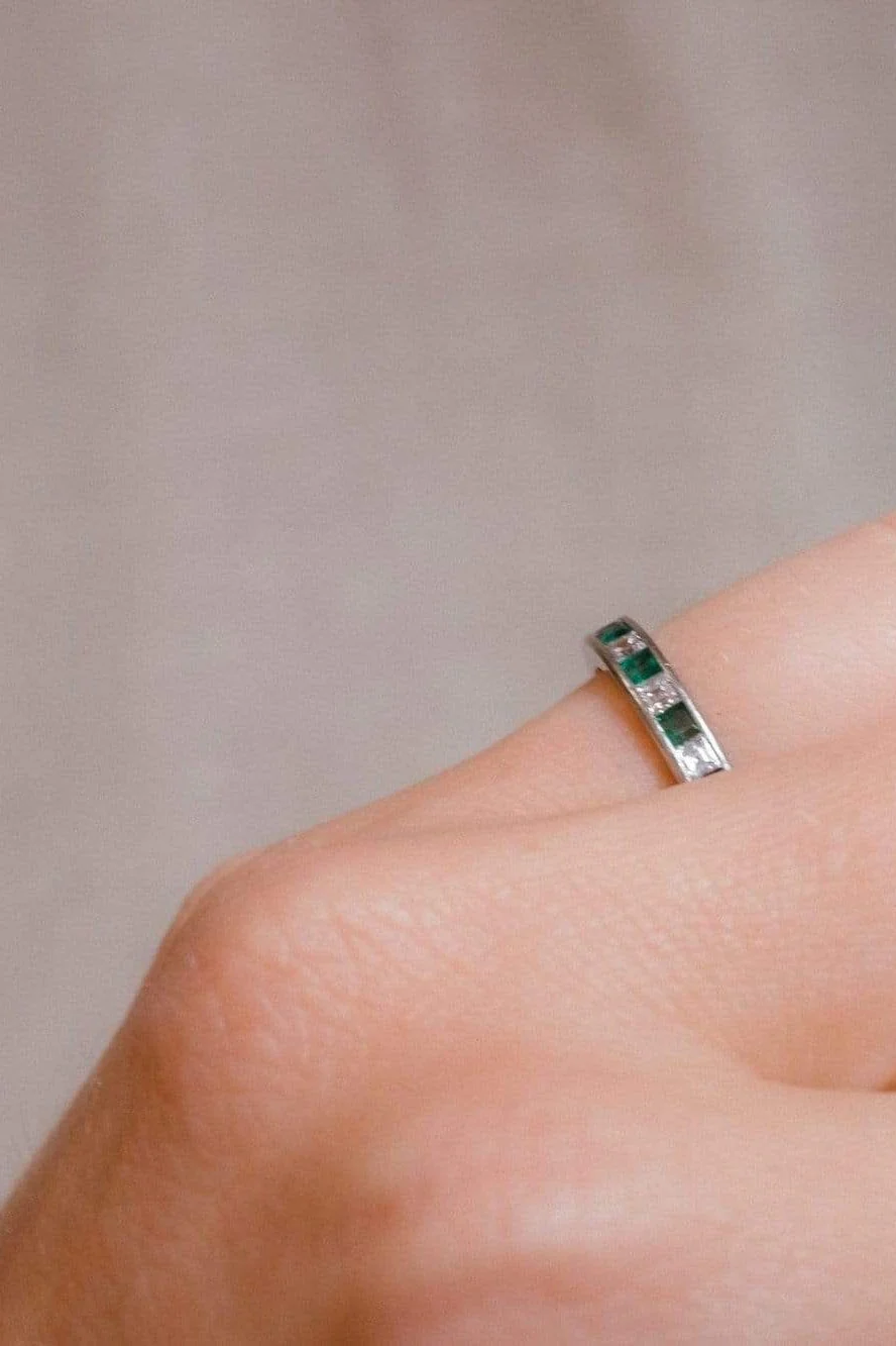 Cartier Mid Century Emerald & Diamond Platinum Eternity Band - Image 6
