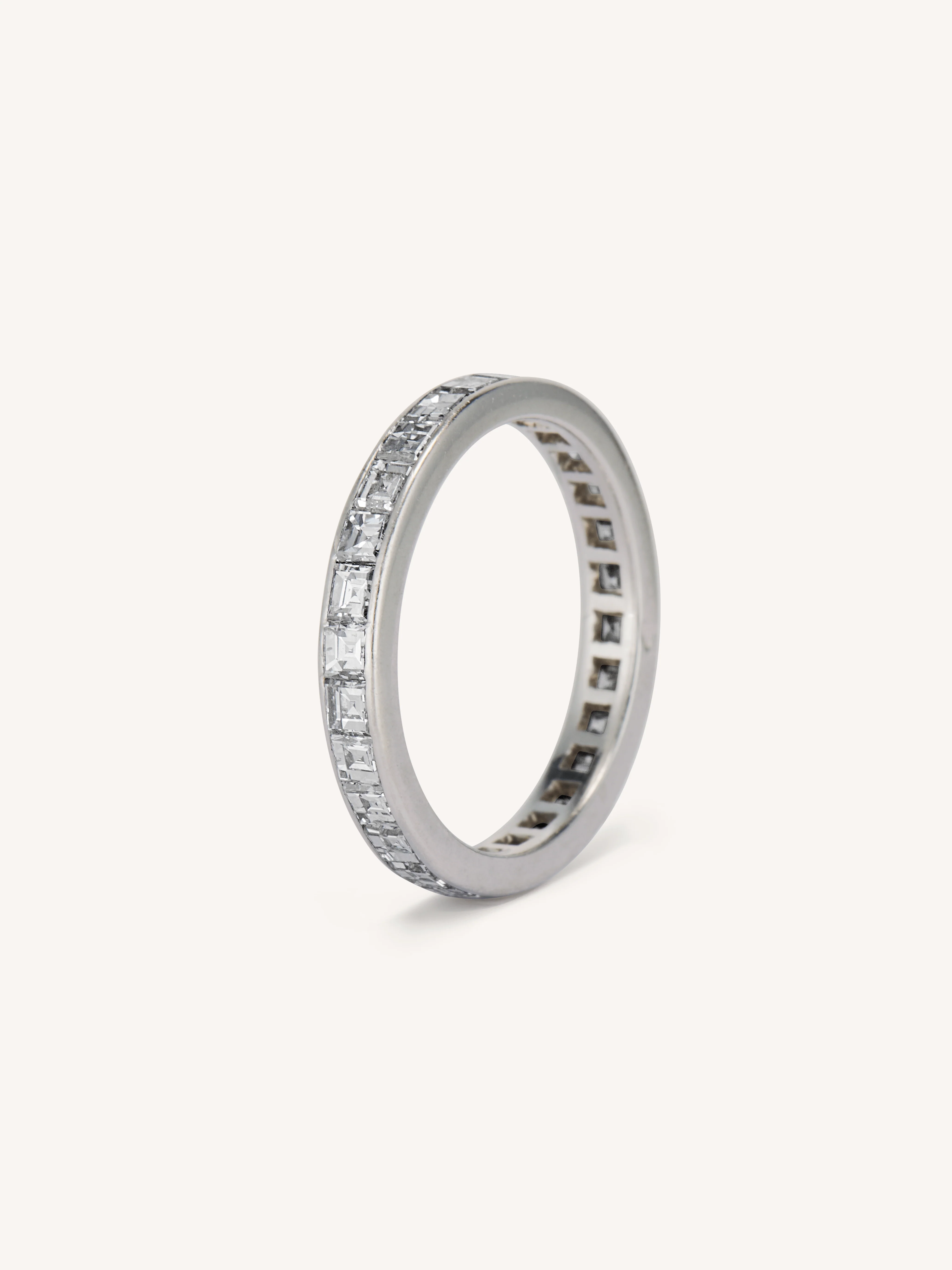 Cartier Paris Art Deco 1.96 Carat Carré Cut Eternity Band, France Size 6.75 - Image 4
