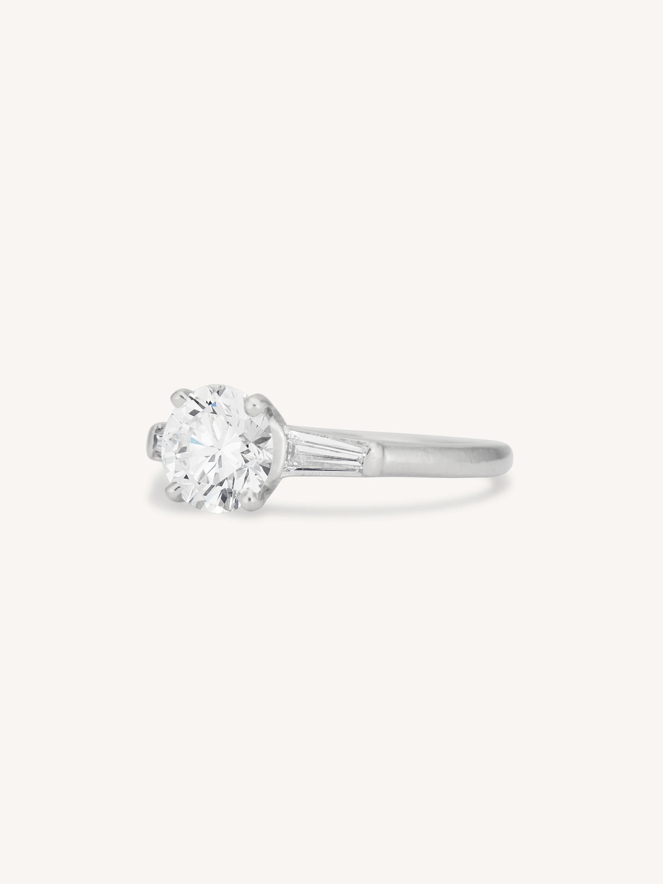 Cartier 1.05 Carat Round Brilliant Diamond Vintage Engagement Ring - Image 3