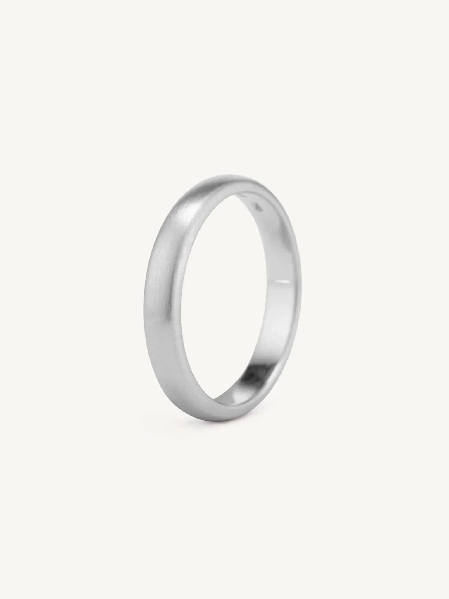 Classic Hoop Brushed 4mm - Image 4