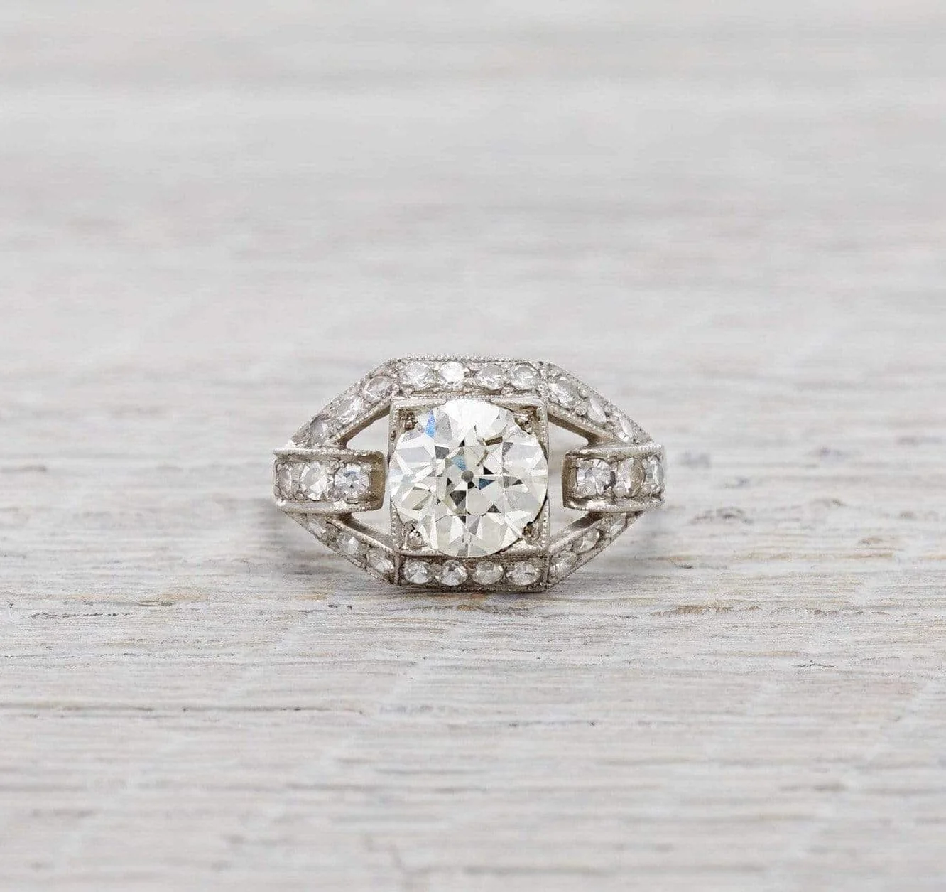 1.56 Carat Vintage Diamond Engagement Ring - Image 2