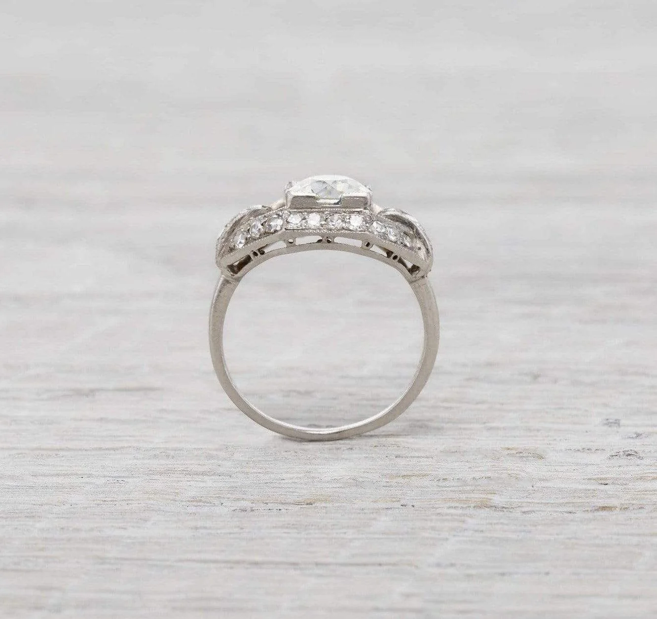 1.56 Carat Vintage Diamond Engagement Ring - Image 4