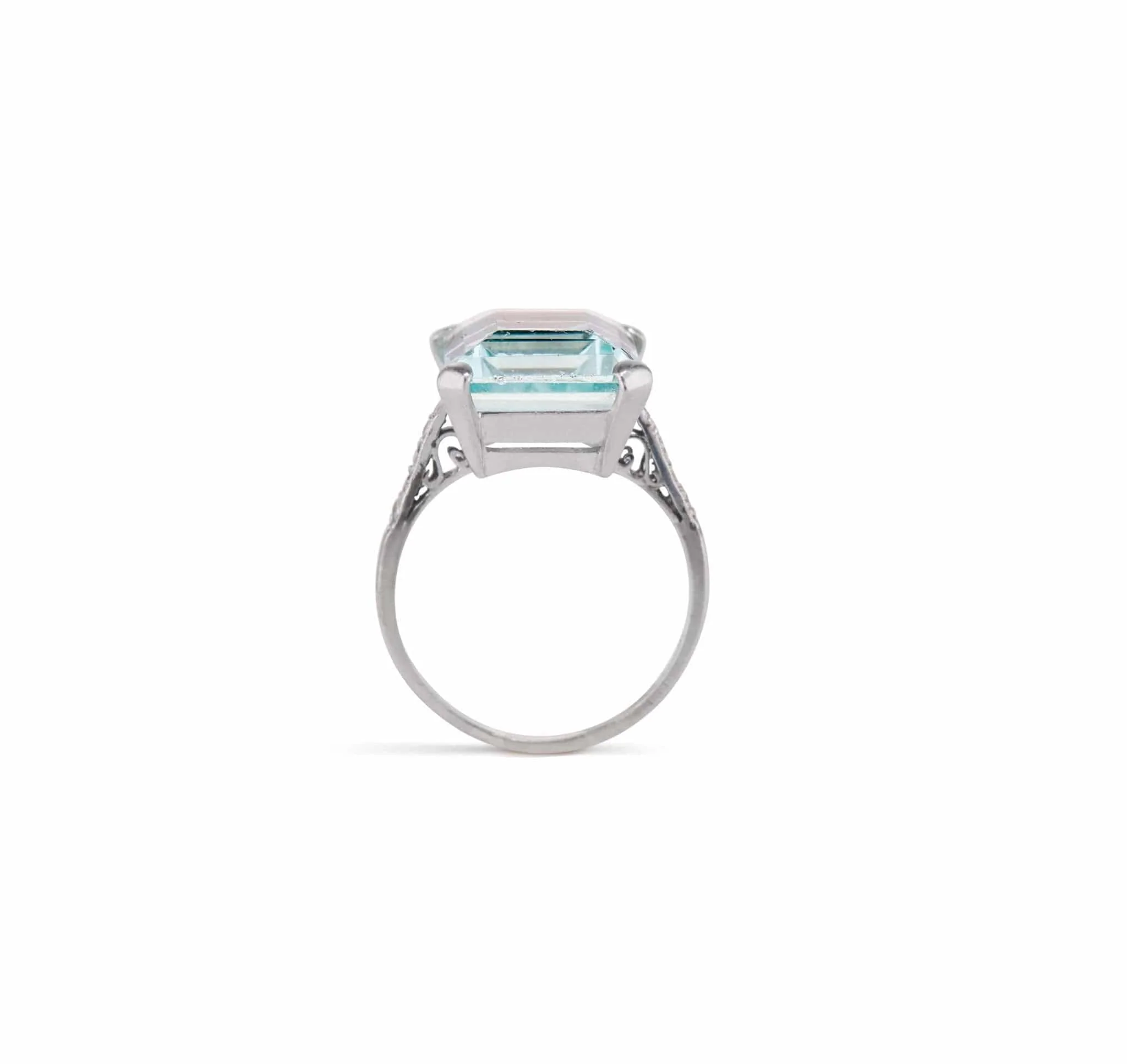 Art Deco 11.90 Carat Aquamarine Cocktail Ring, American - Image 4