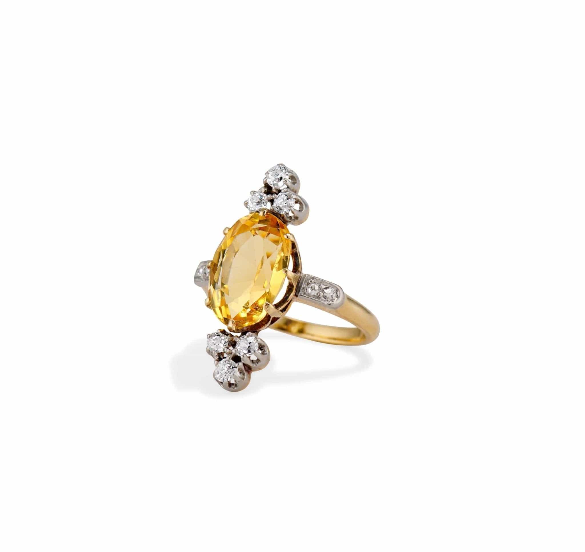 Belle Époque Oval Citrine and Old European Diamond Dinner Ring, France - Image 2