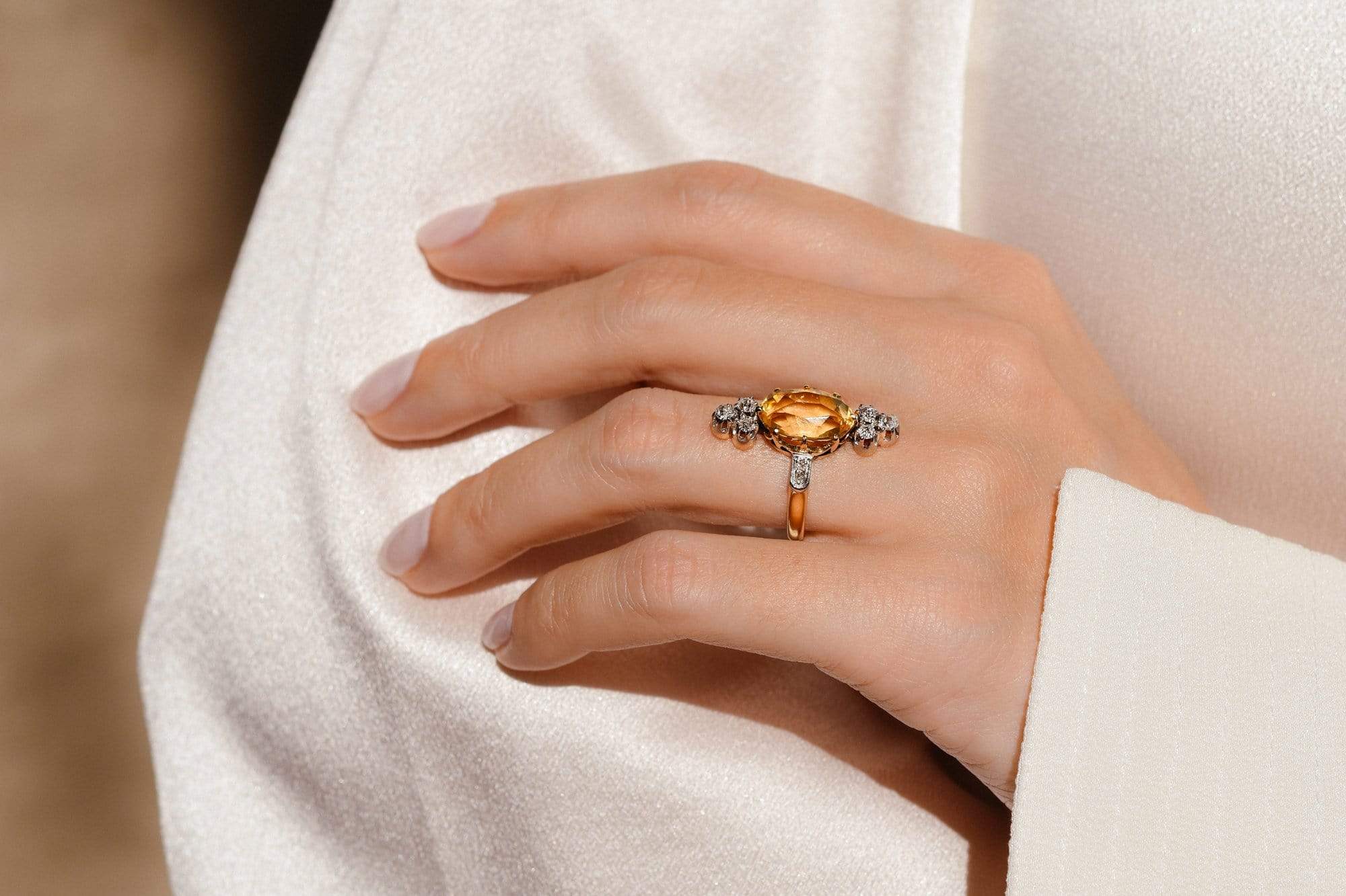 Belle Époque Oval Citrine and Old European Diamond Dinner Ring, France - Image 8