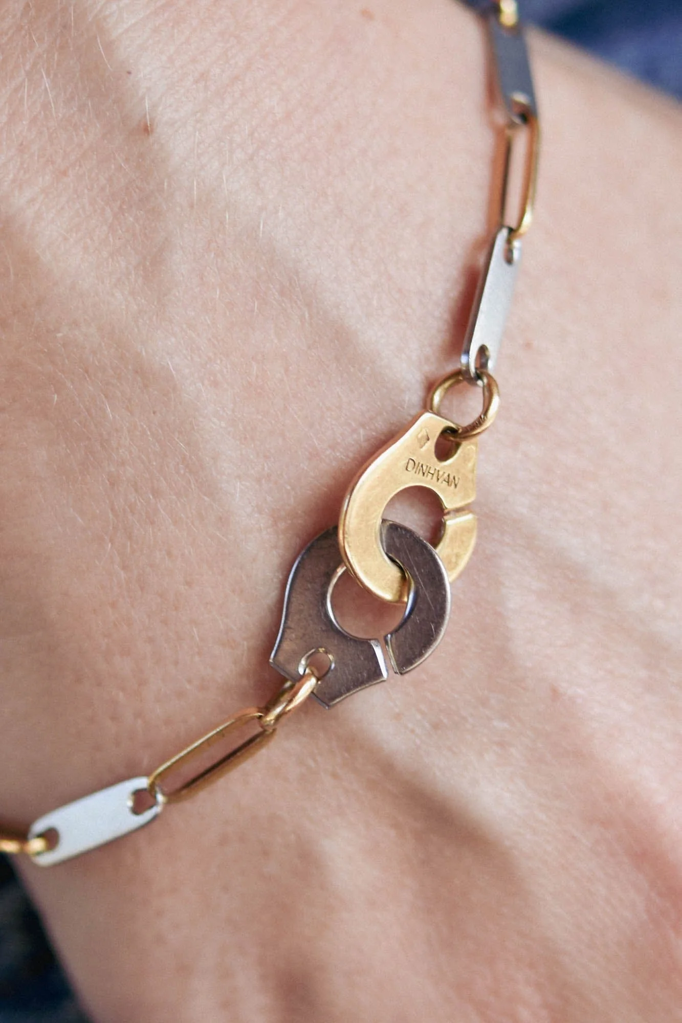 Vintage Dinh Van Menottes Stainless Steel and Gold Link Bracelet - Image 5