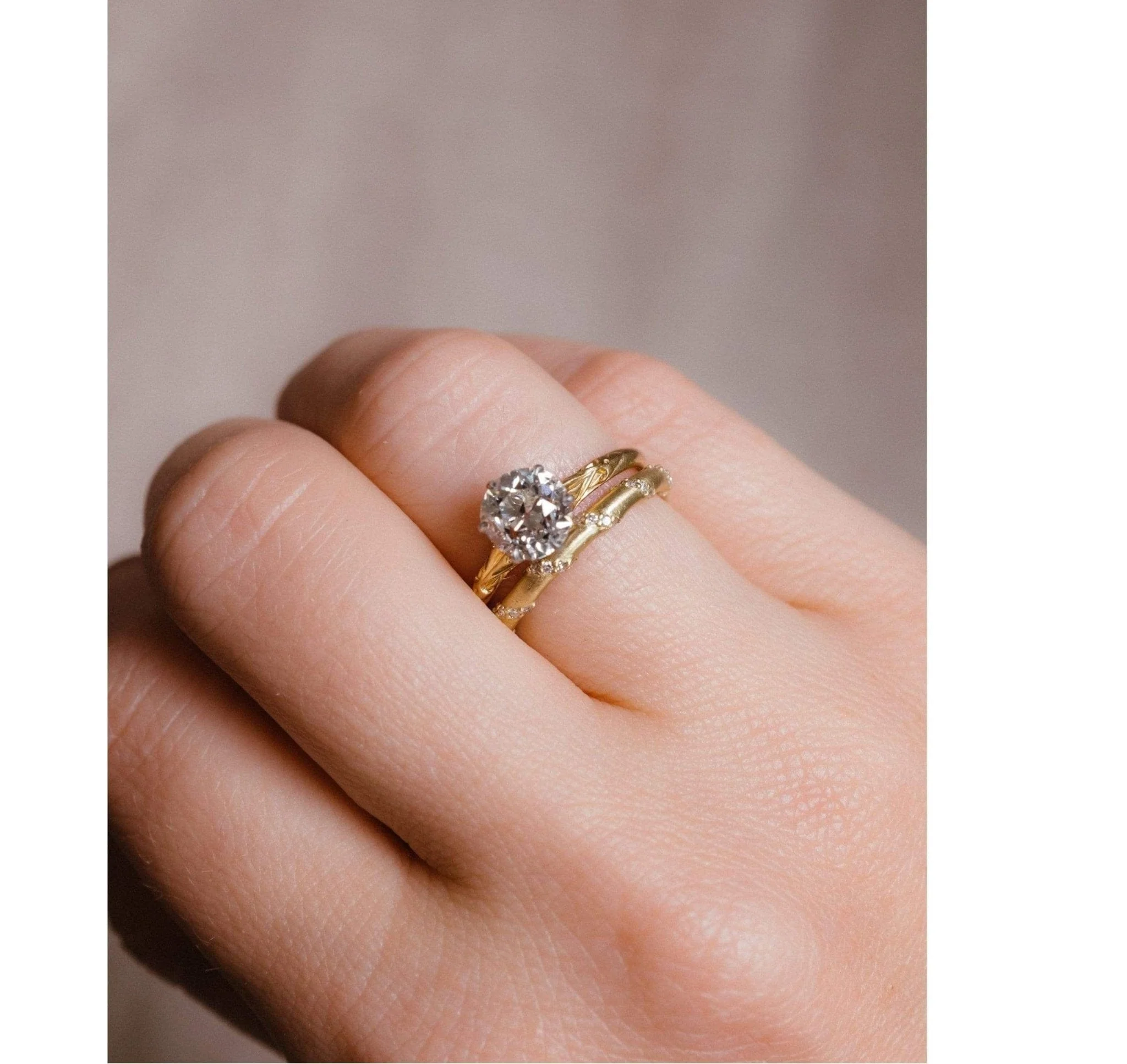 Early Art Deco 1.43 Carat Gold Engraved Solitaire - Image 9