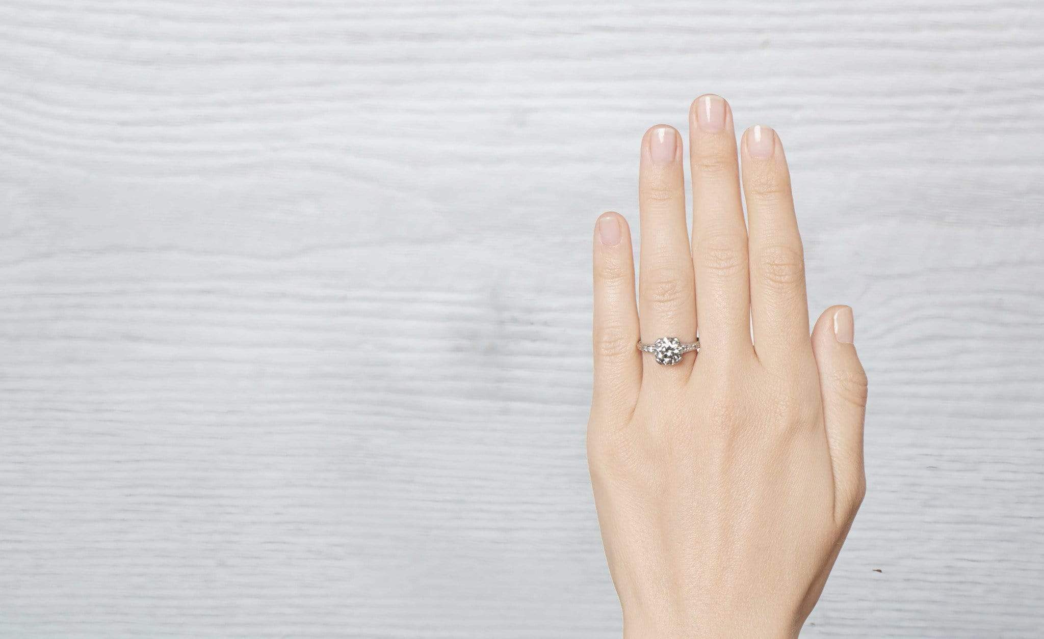 2.33 Carat Early Art Deco Engagement Ring - Image 5