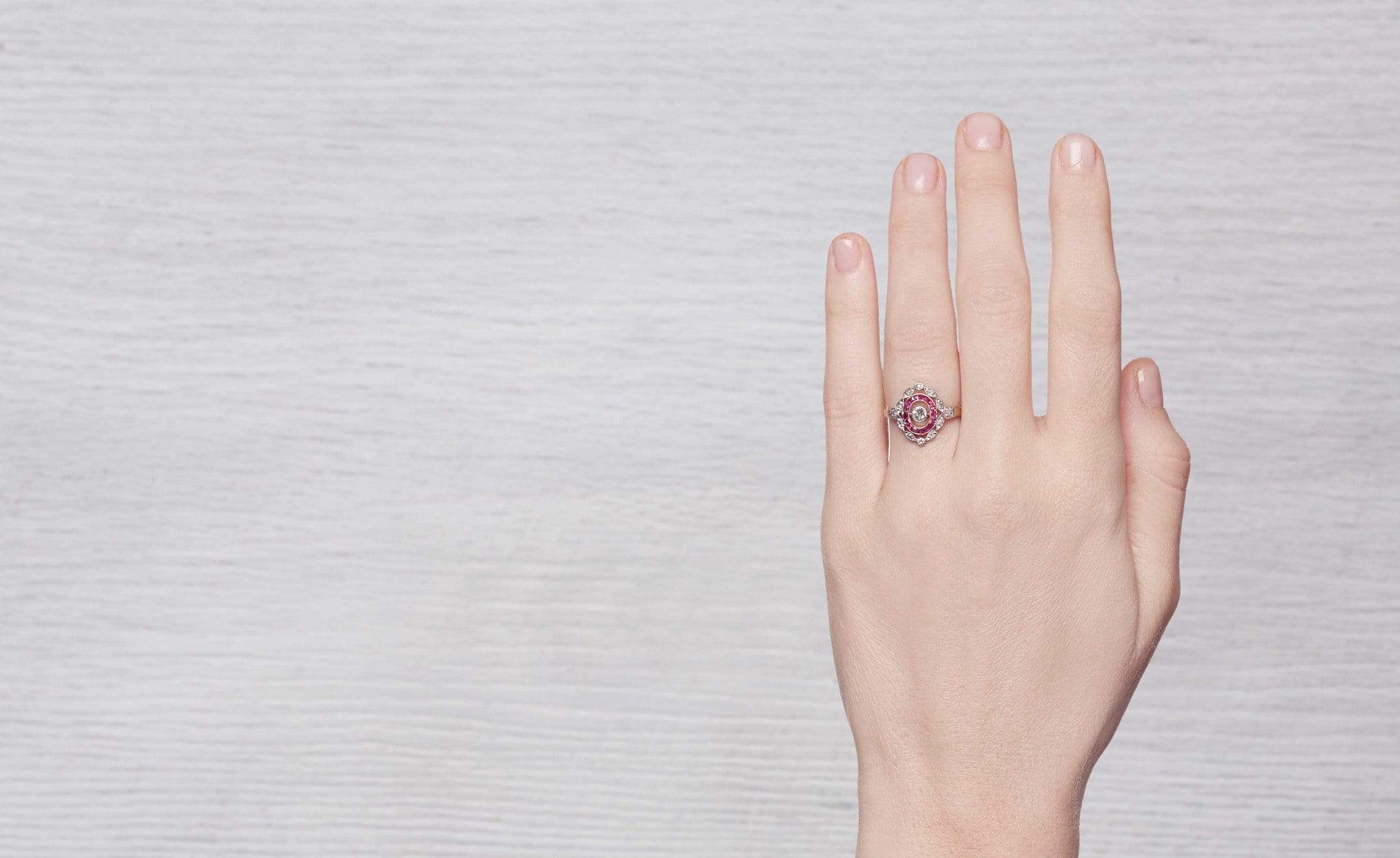 Early Edwardian Diamond & Ruby Ring - Image 5