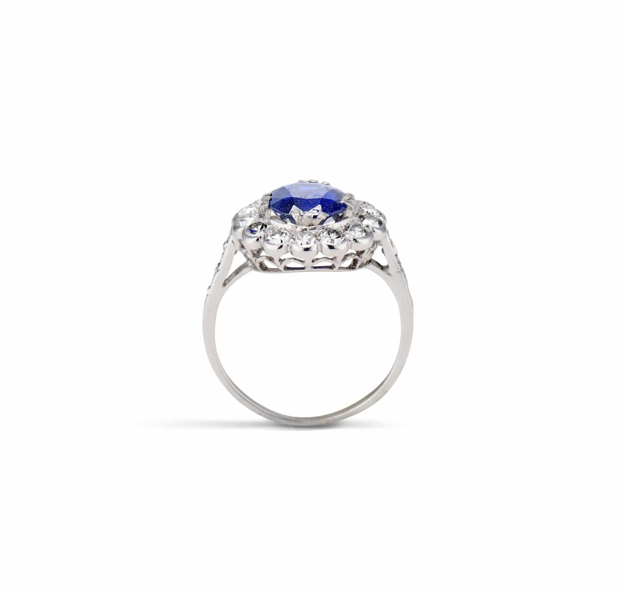 Edwardian 1.18 Carat Cushion Sapphire and Diamond Cluster Ring - Image 4