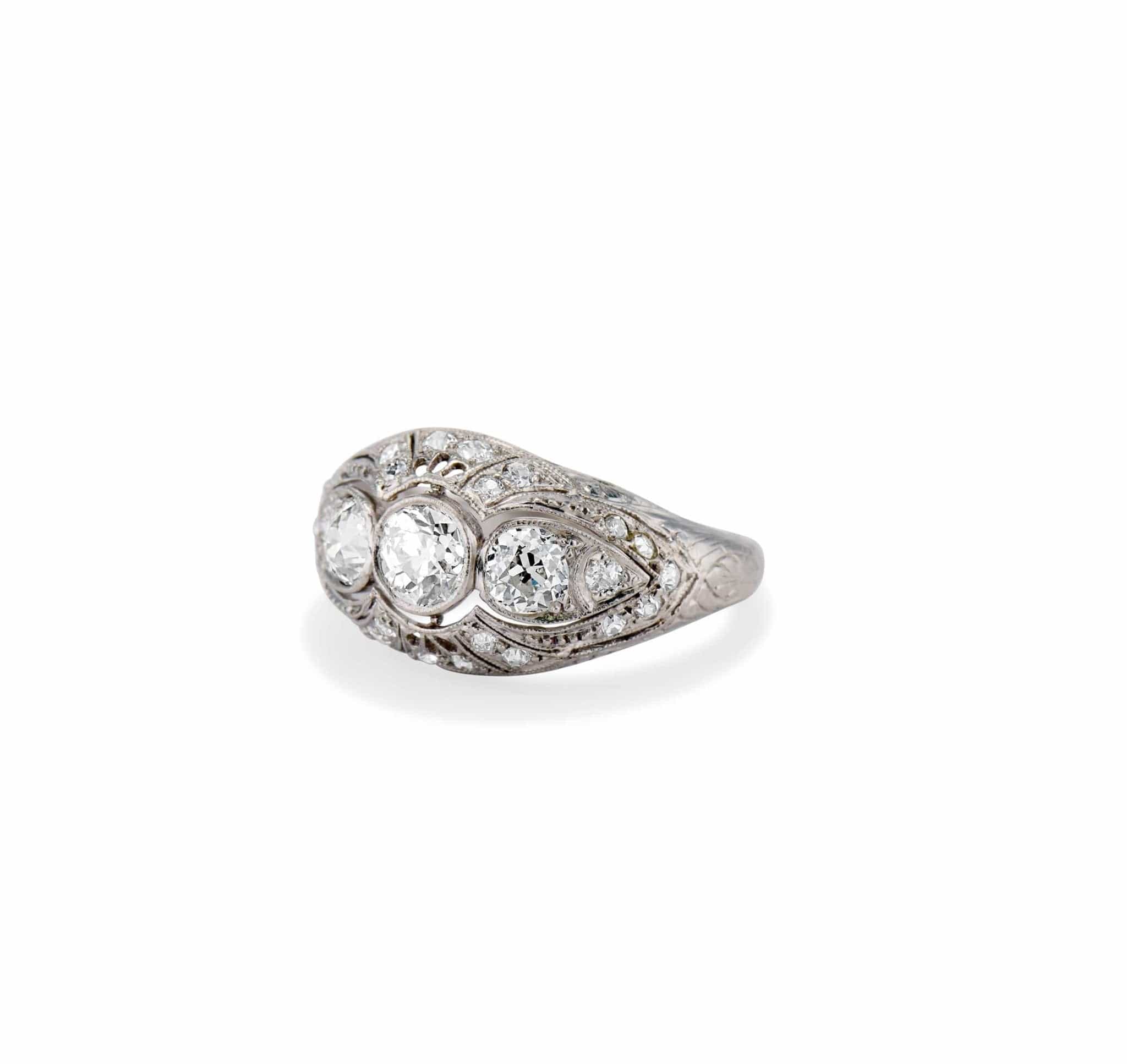 Edwardian Old European Cut Diamond Three-Stone Ring - Image 2