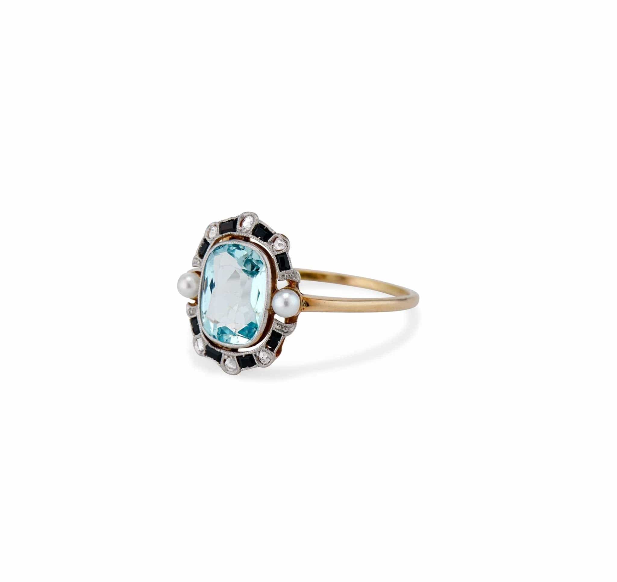 Edwardian 1.40 Carat Aquamarine, Diamond, Onyx, and Pearl Ring - Image 2