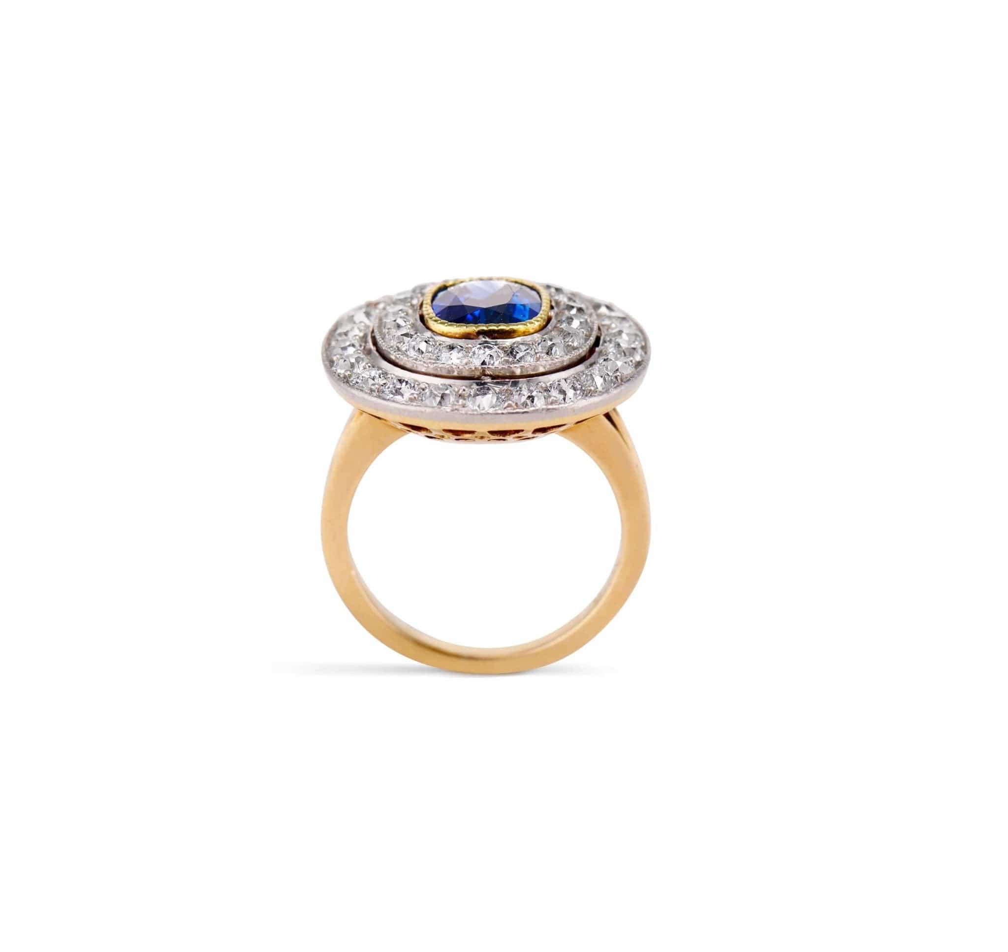Edwardian 1.50 Cushion Sapphire and Diamond Target Ring, America - Image 4