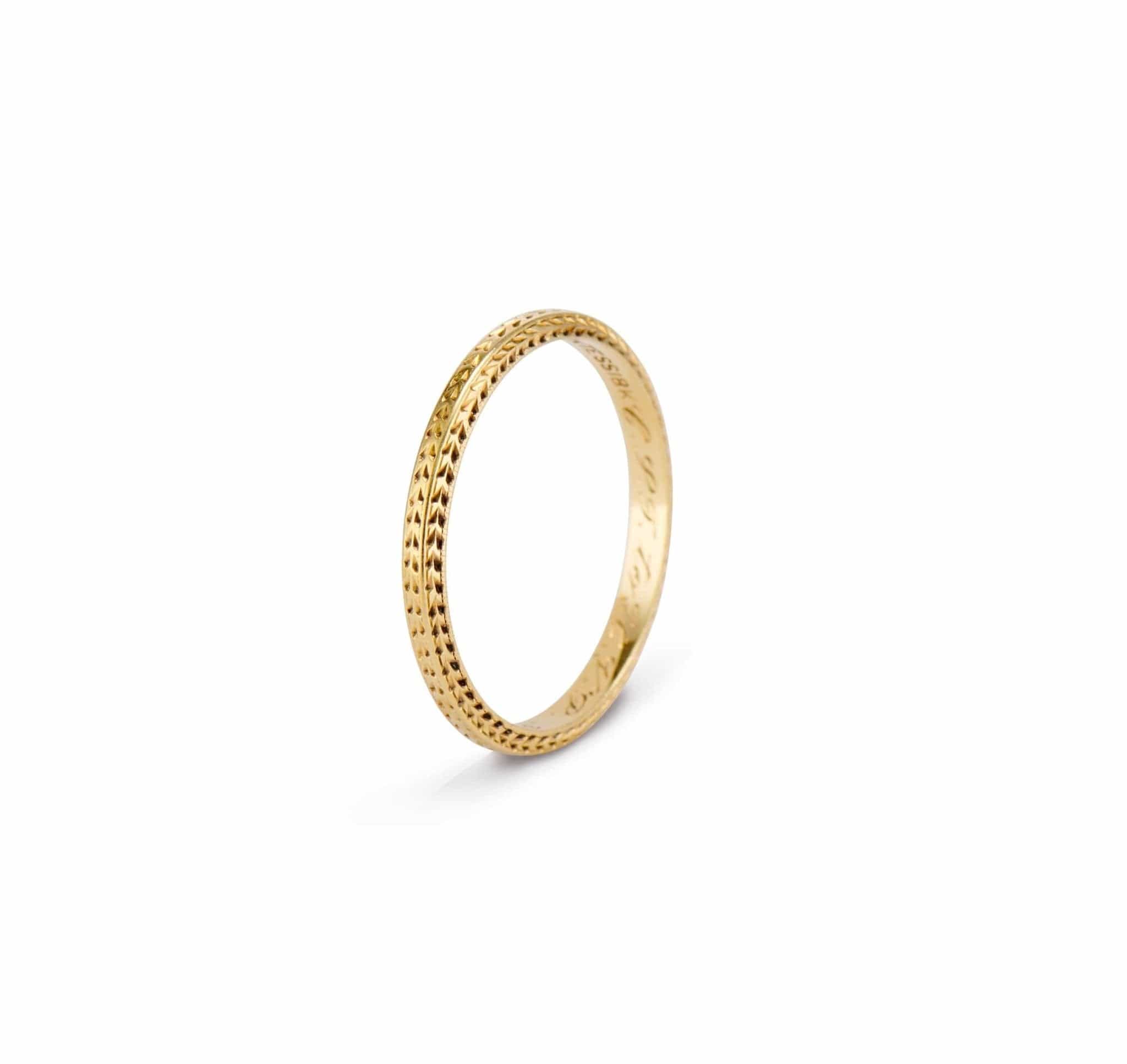 Art Deco Lohengrin 18k Gold Wheat Pattern Engraved Band - Image 3