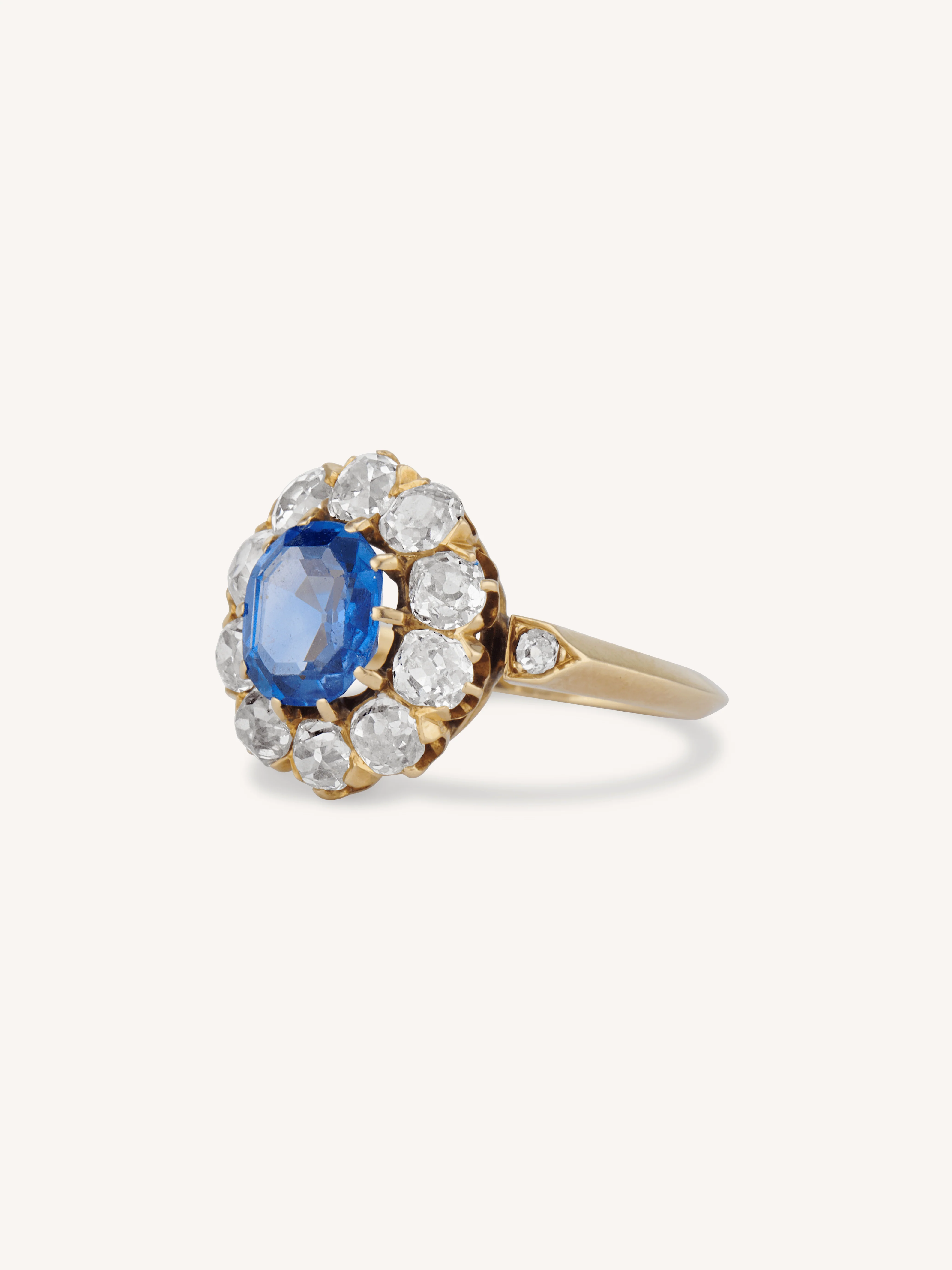 Edwardian 2.35 Carat Octagonal Cut Ceylon Sapphire & Diamond Cluster Ring - Image 3