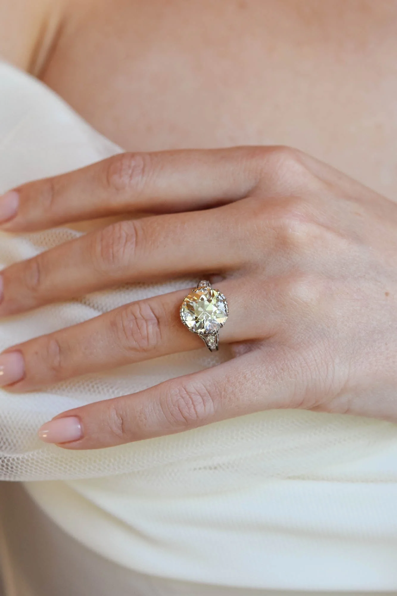 Edwardian 6.86 Carat Old Mine Cut Diamond Antique Engagement Ring - Image 2