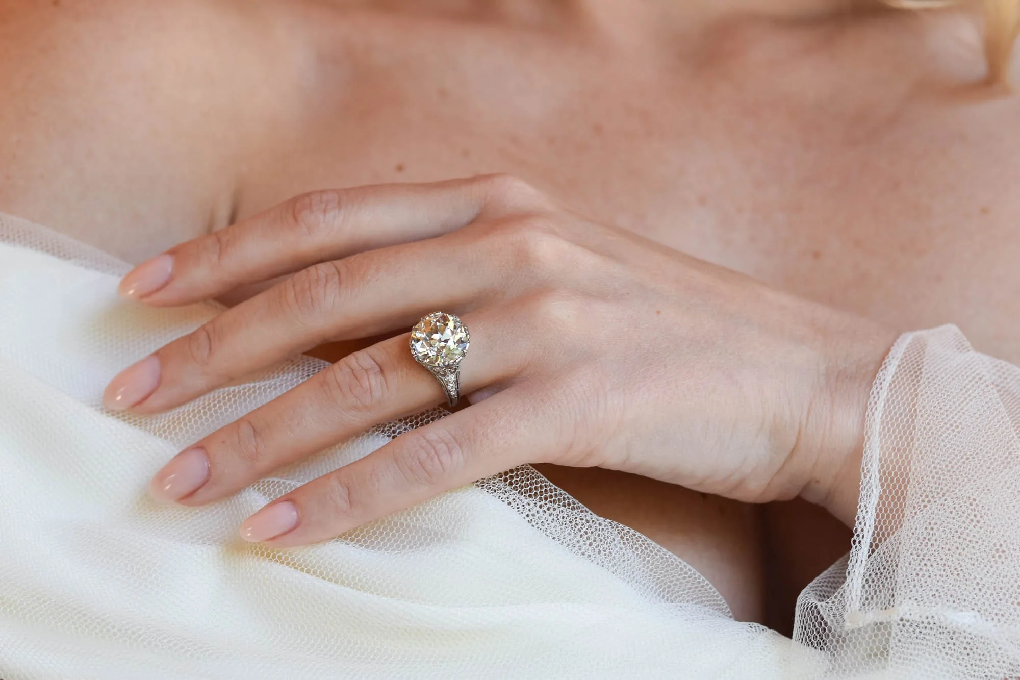 Edwardian 6.86 Carat Old Mine Cut Diamond Antique Engagement Ring - Image 9