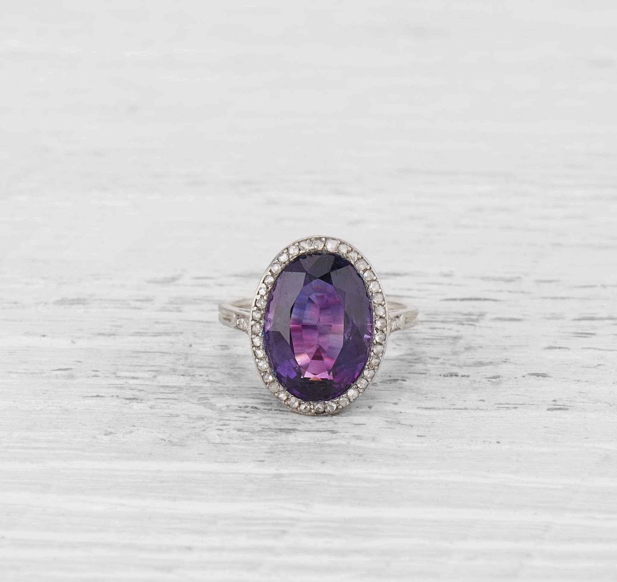 EDWARDIAN AMETHYST AND DIAMOND RING - Image 2