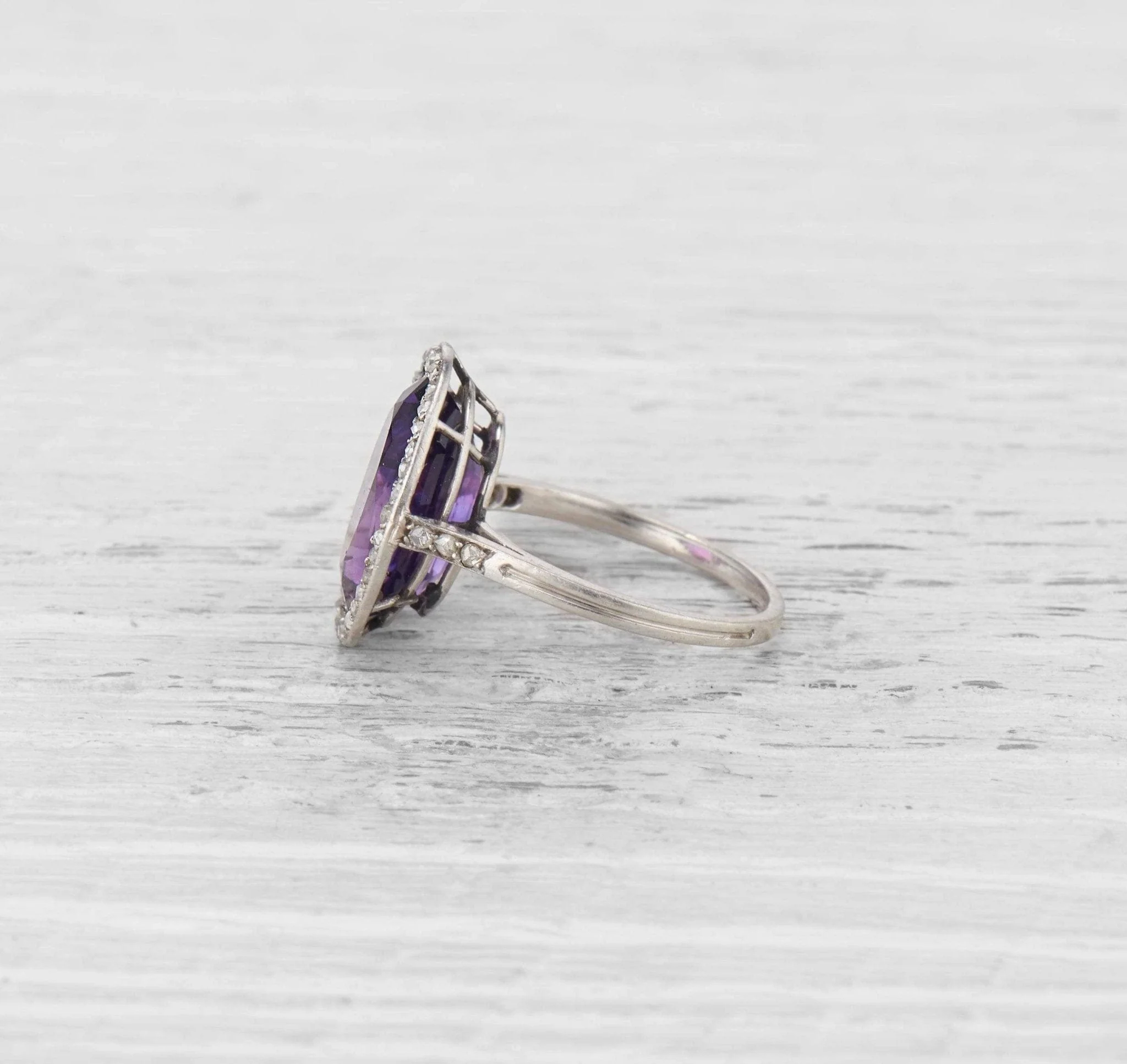 EDWARDIAN AMETHYST AND DIAMOND RING - Image 3