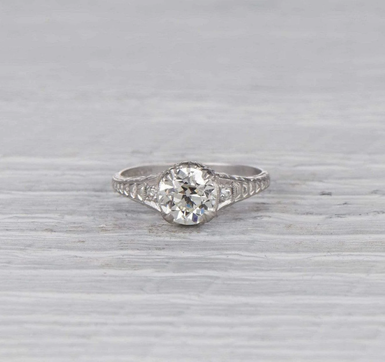 1.28 Carat Early Art Deco Diamond Engagement Ring - Image 2