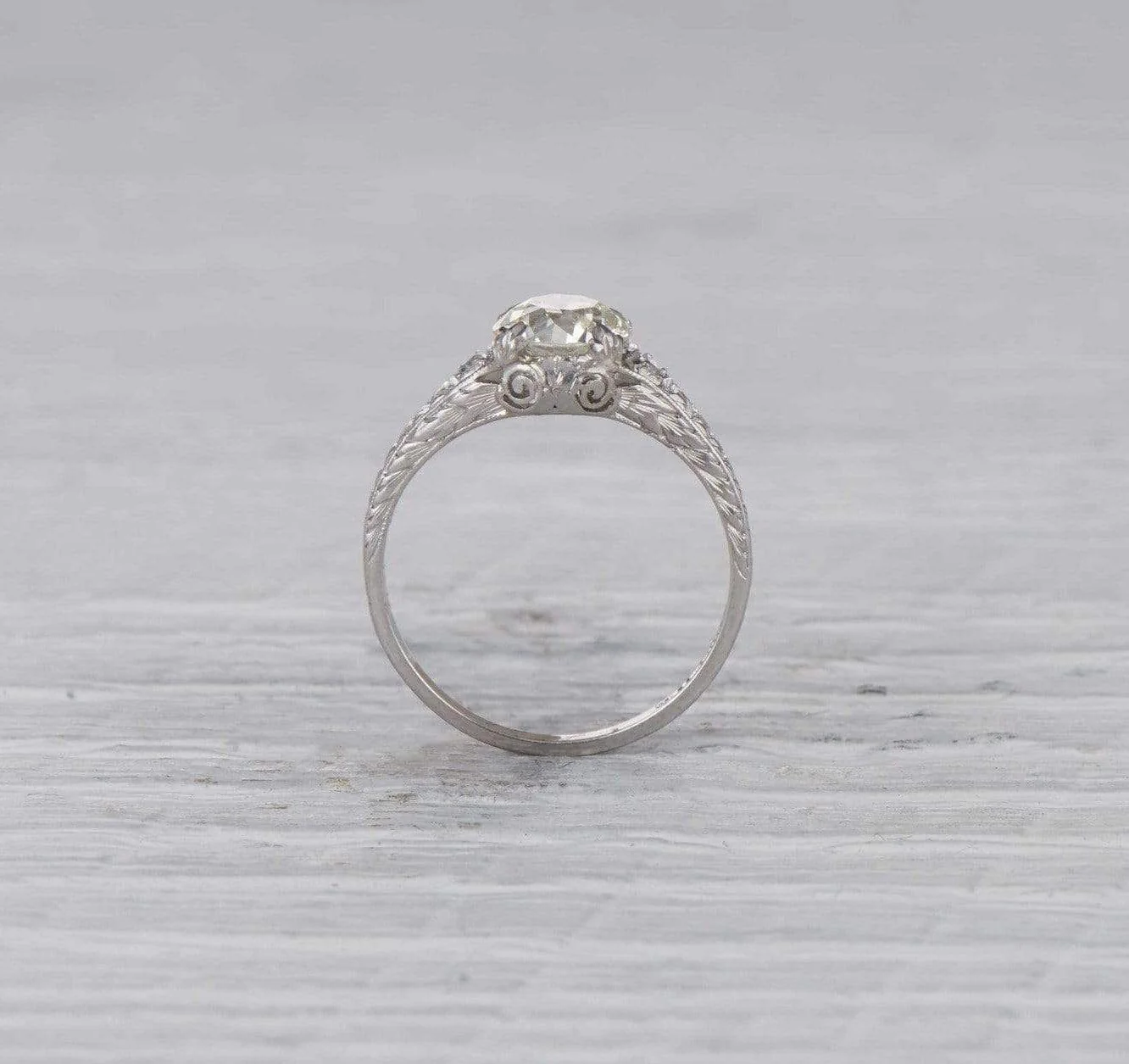 1.28 Carat Early Art Deco Diamond Engagement Ring - Image 4