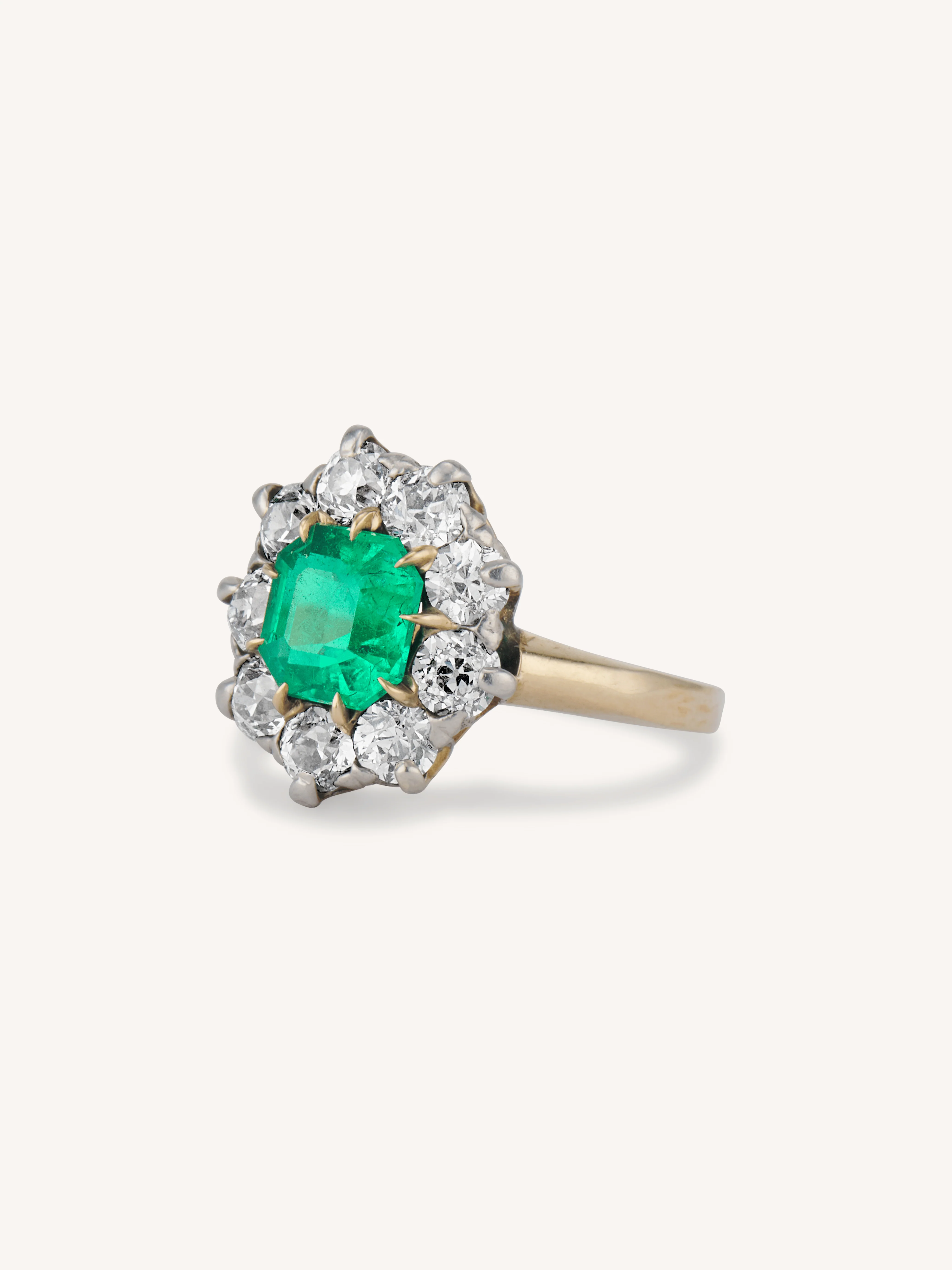 Edwardian 1.45 Carat Colombian Emerald & Diamond Cluster Antique Engagement Ring - Image 4