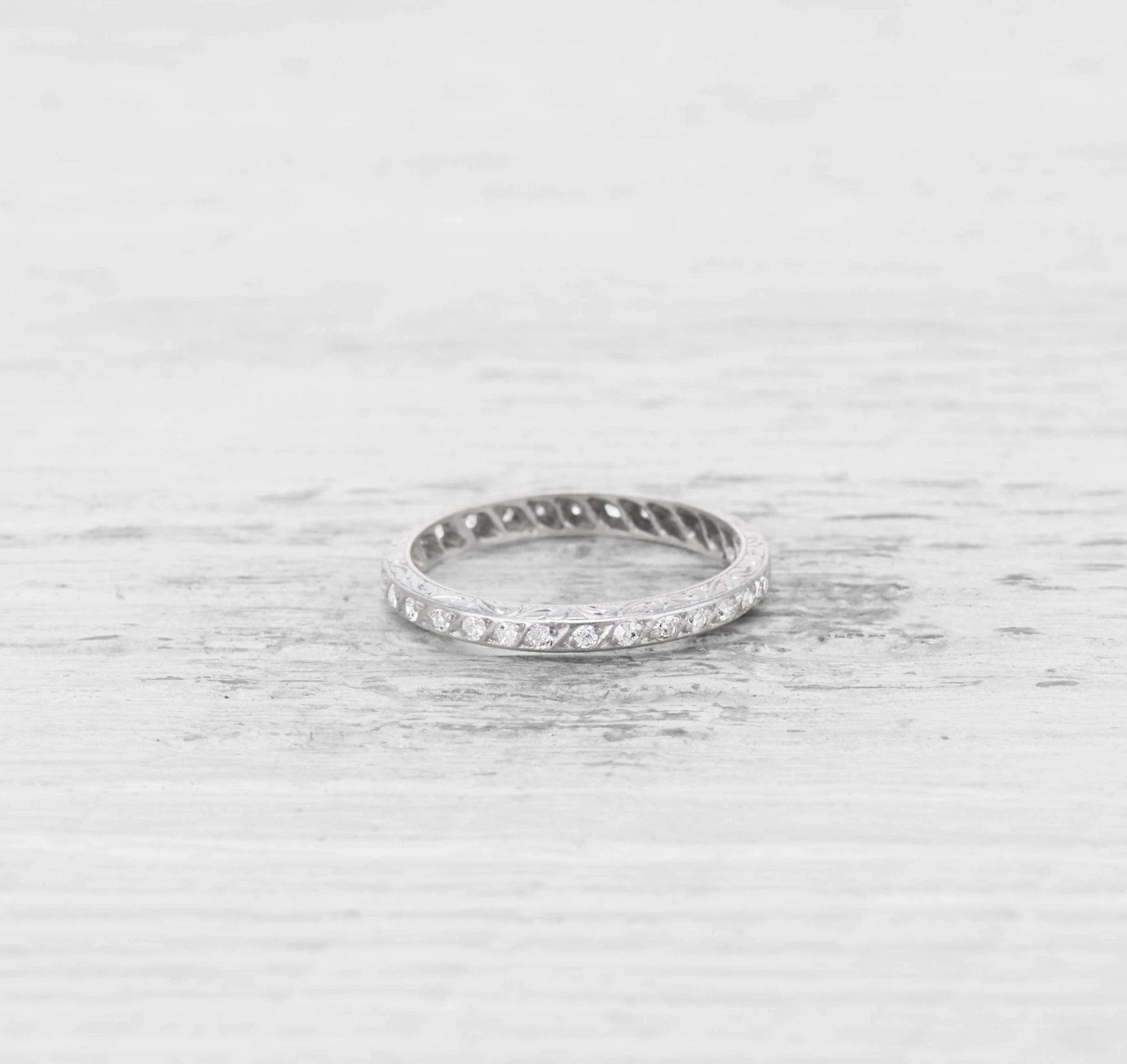 EDWARDIAN DIAMOND ETERNITY BAND - Image 4