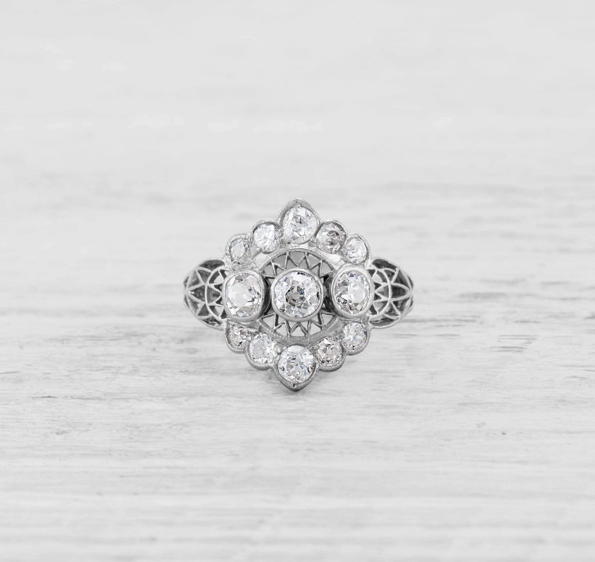 EDWARDIAN DIAMOND FILIGREE ENGAGEMENT RING - Image 2