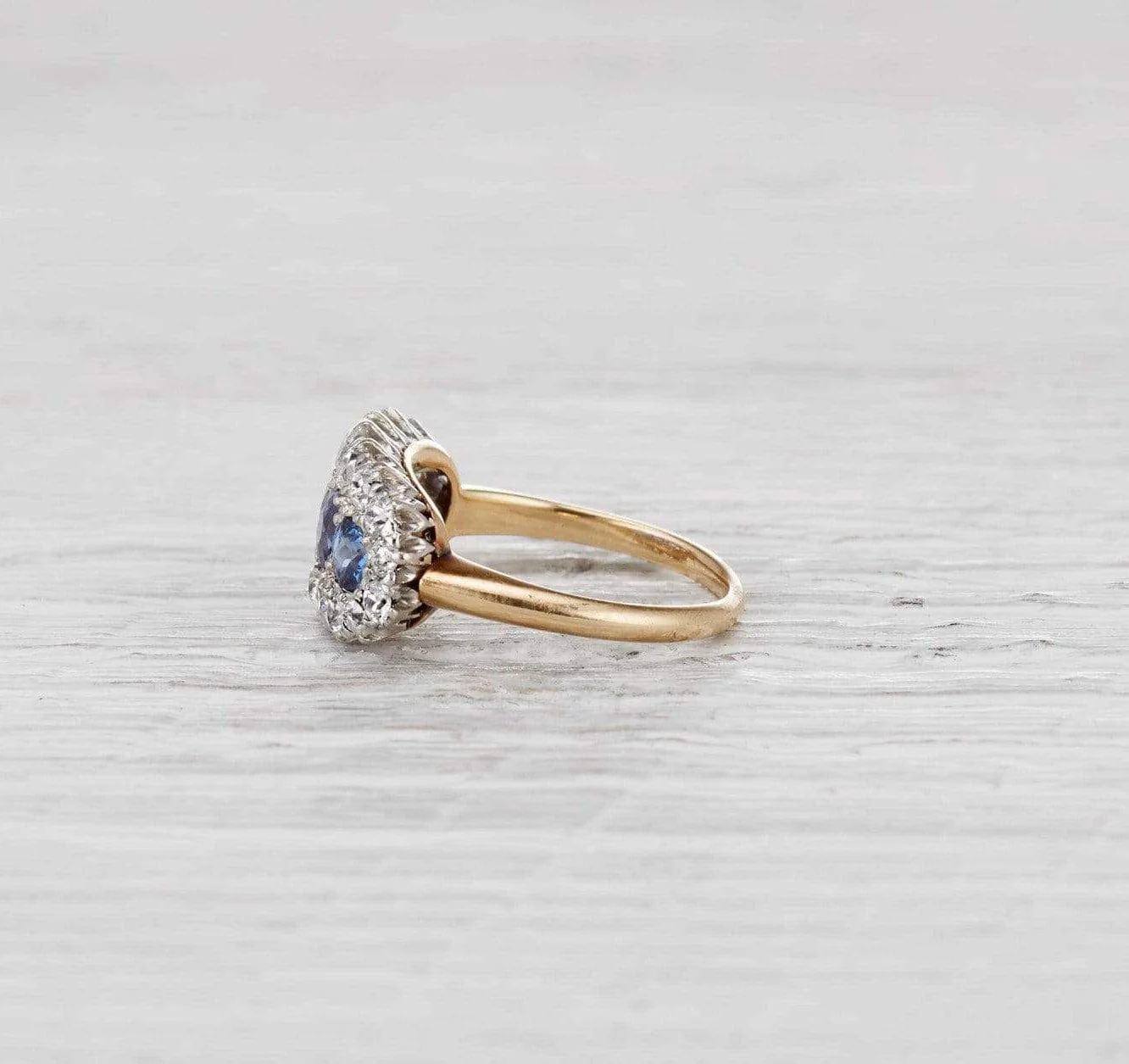 Edwardian Four Stone Sapphire Ring - Image 3