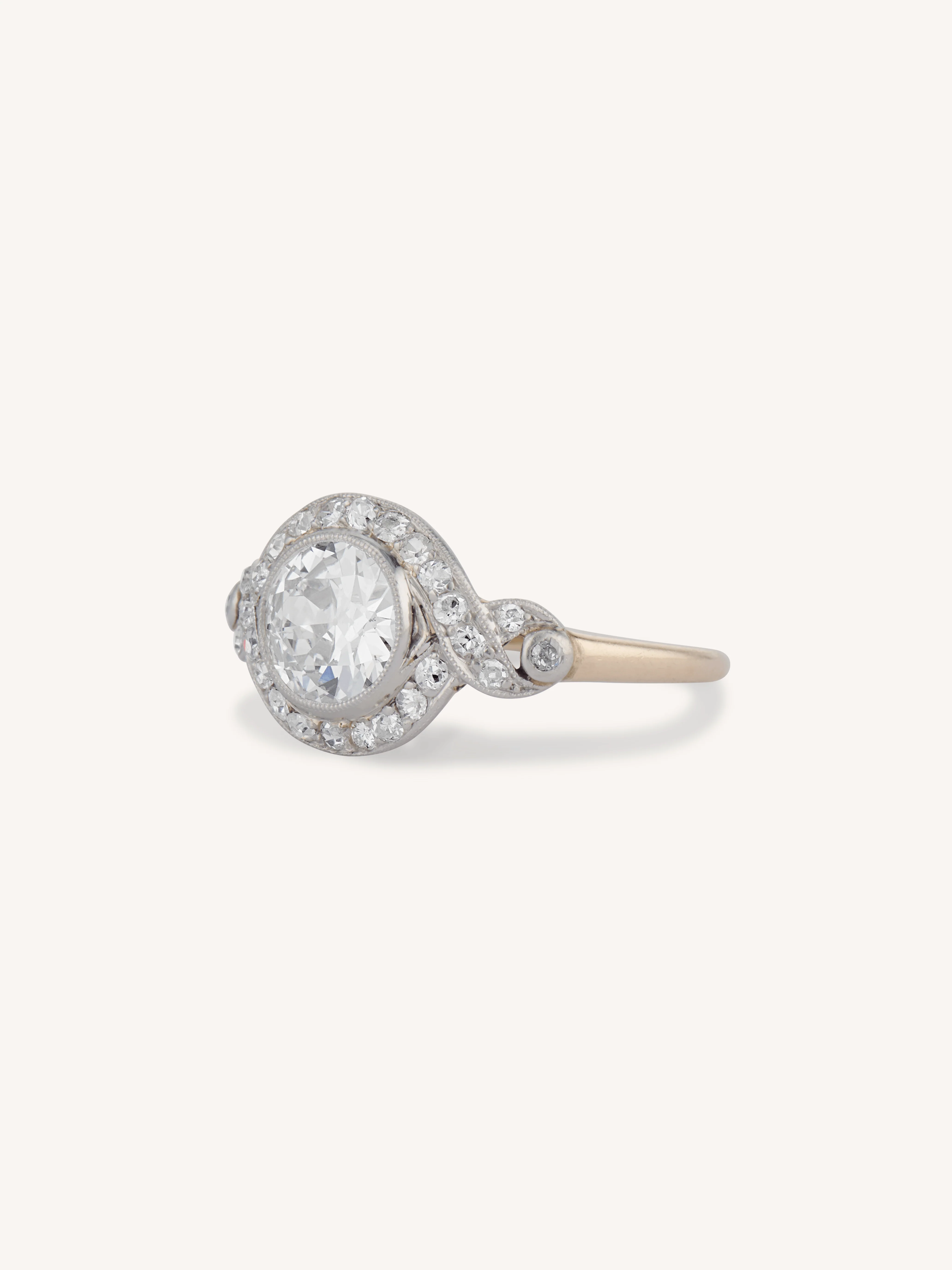 Edwardian 1.25 Carat Old European Diamond Cluster Vintage Engagement Ring - Image 4