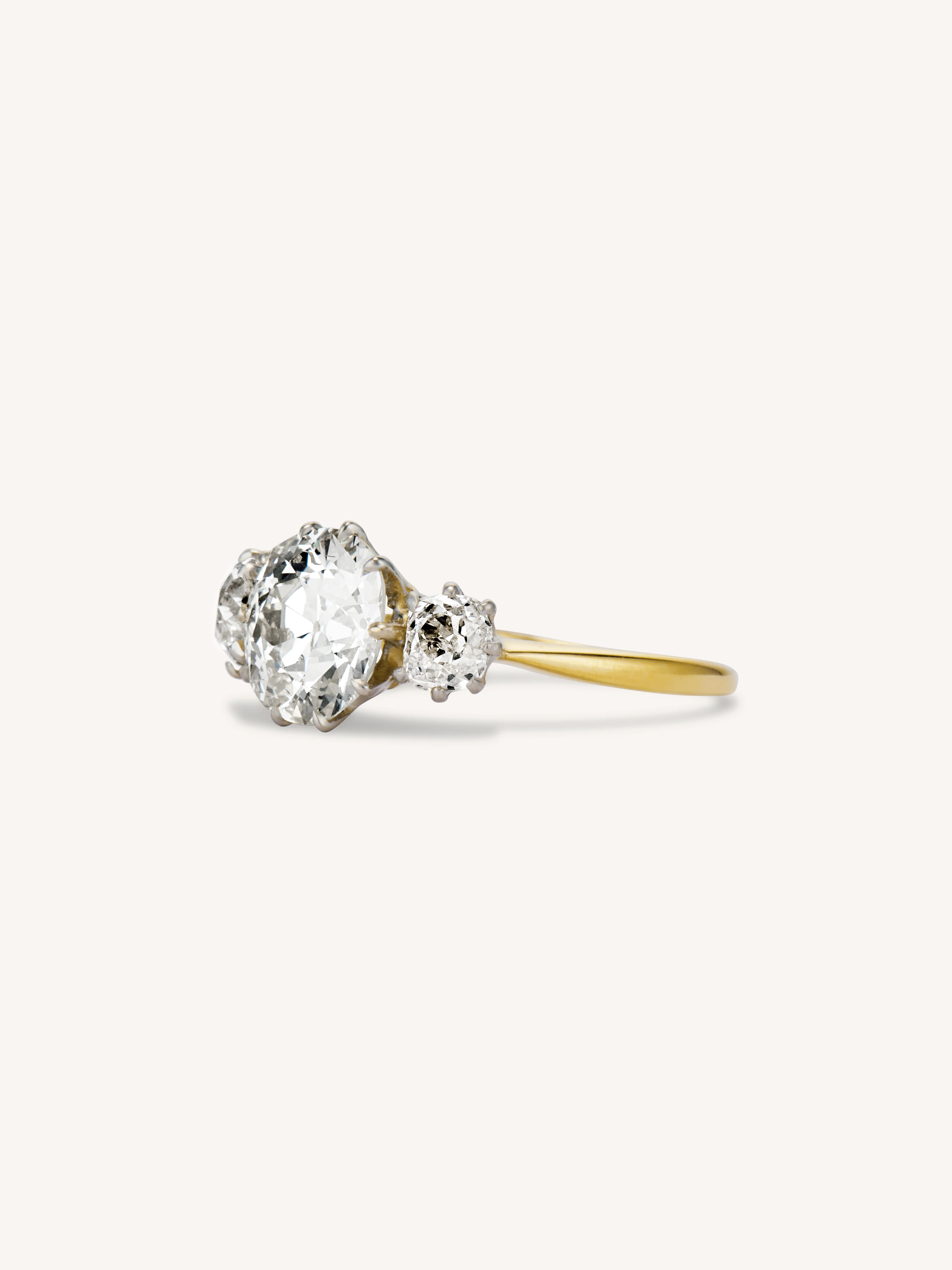 Edwardian 2.66 Carat Three Stone Antique Old Mine Diamond Vintage Engagement Ring - Image 4