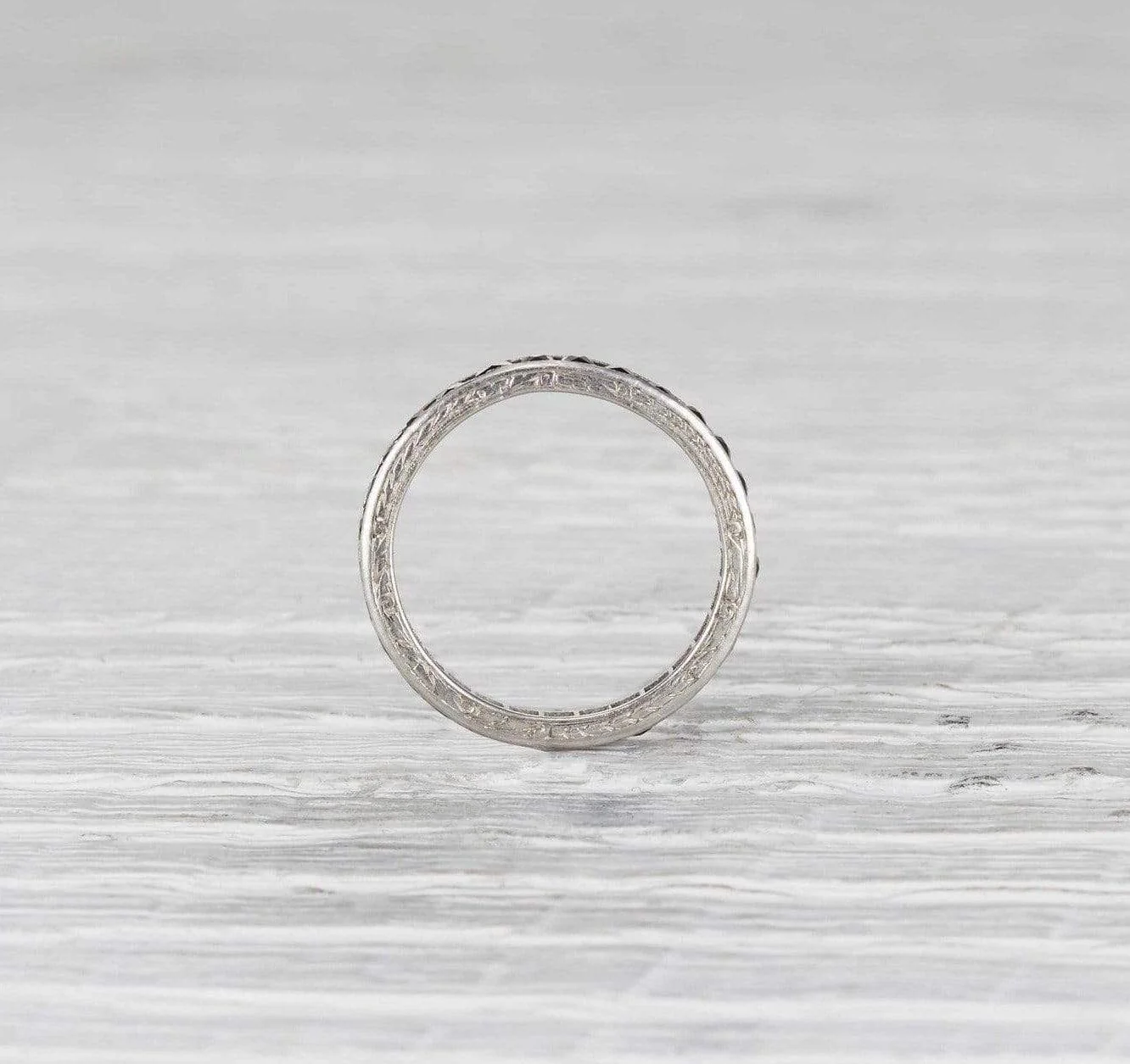 Edwardian Onyx Eternity Band - Image 4