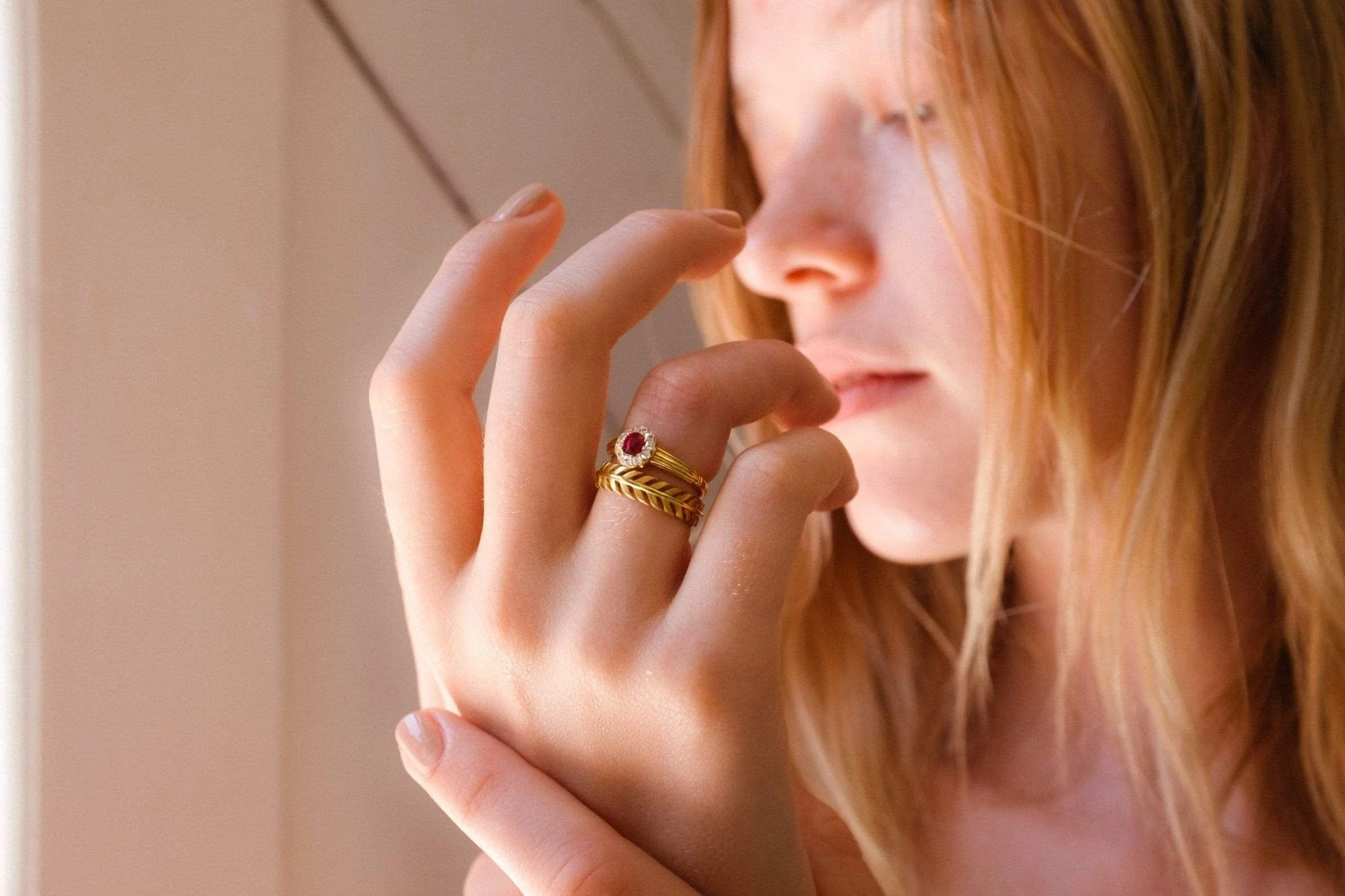 EDWARDIAN RUBY AND DIAMOND RING - Image 5