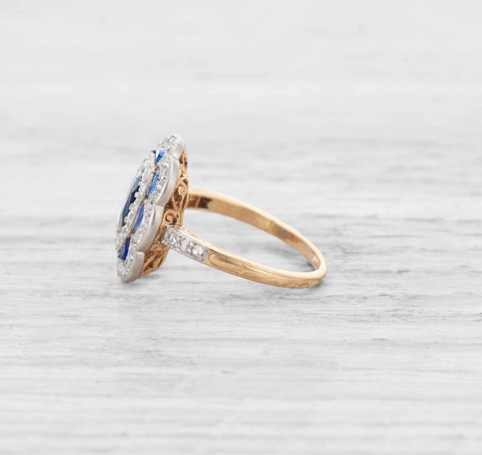 EDWARDIAN SAPPHIRE AND DIAMOND ENGAGEMENT RING - Image 3