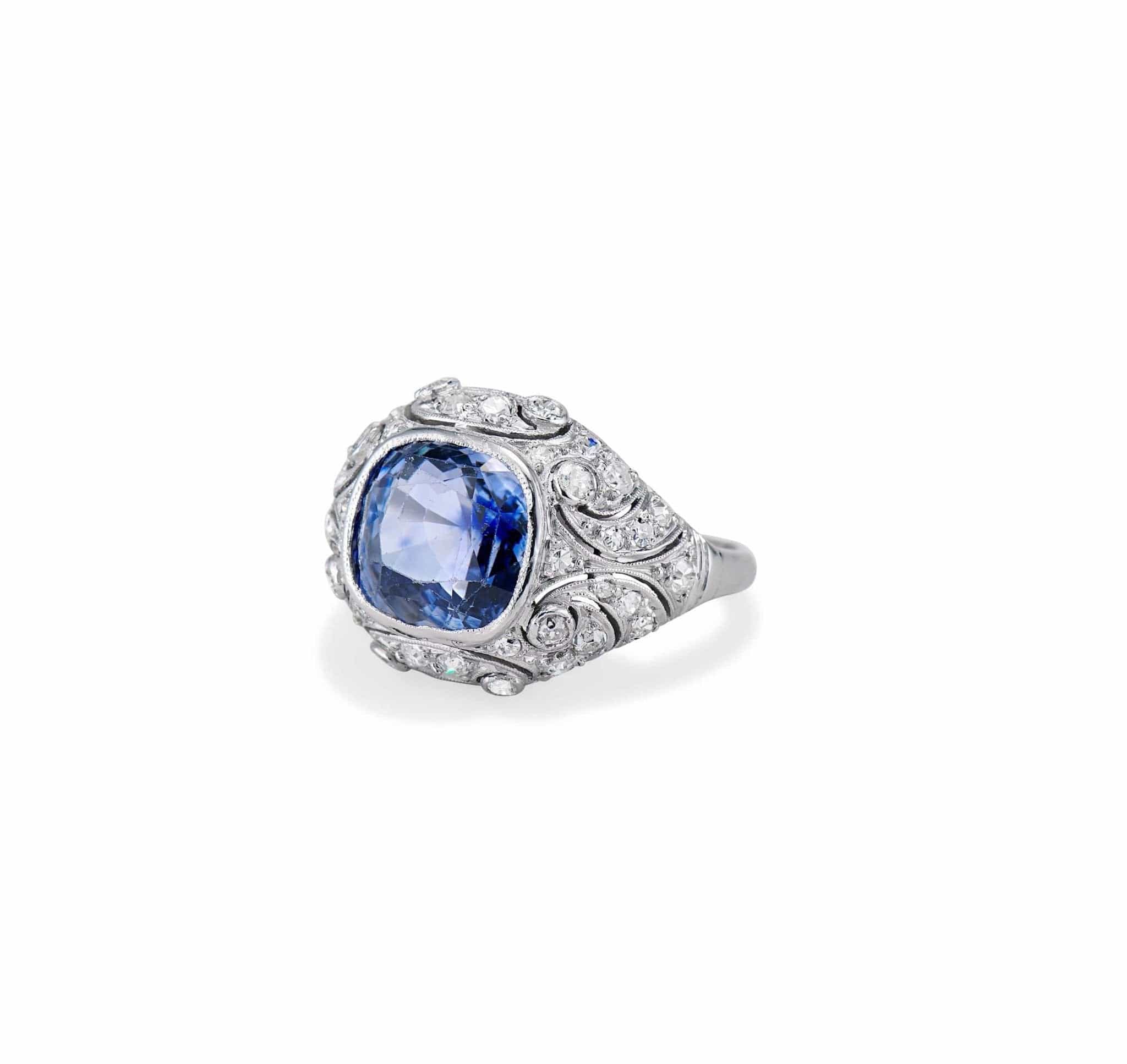 Edwardian Sapphire, Diamond and Platinum Ring, France - Image 2