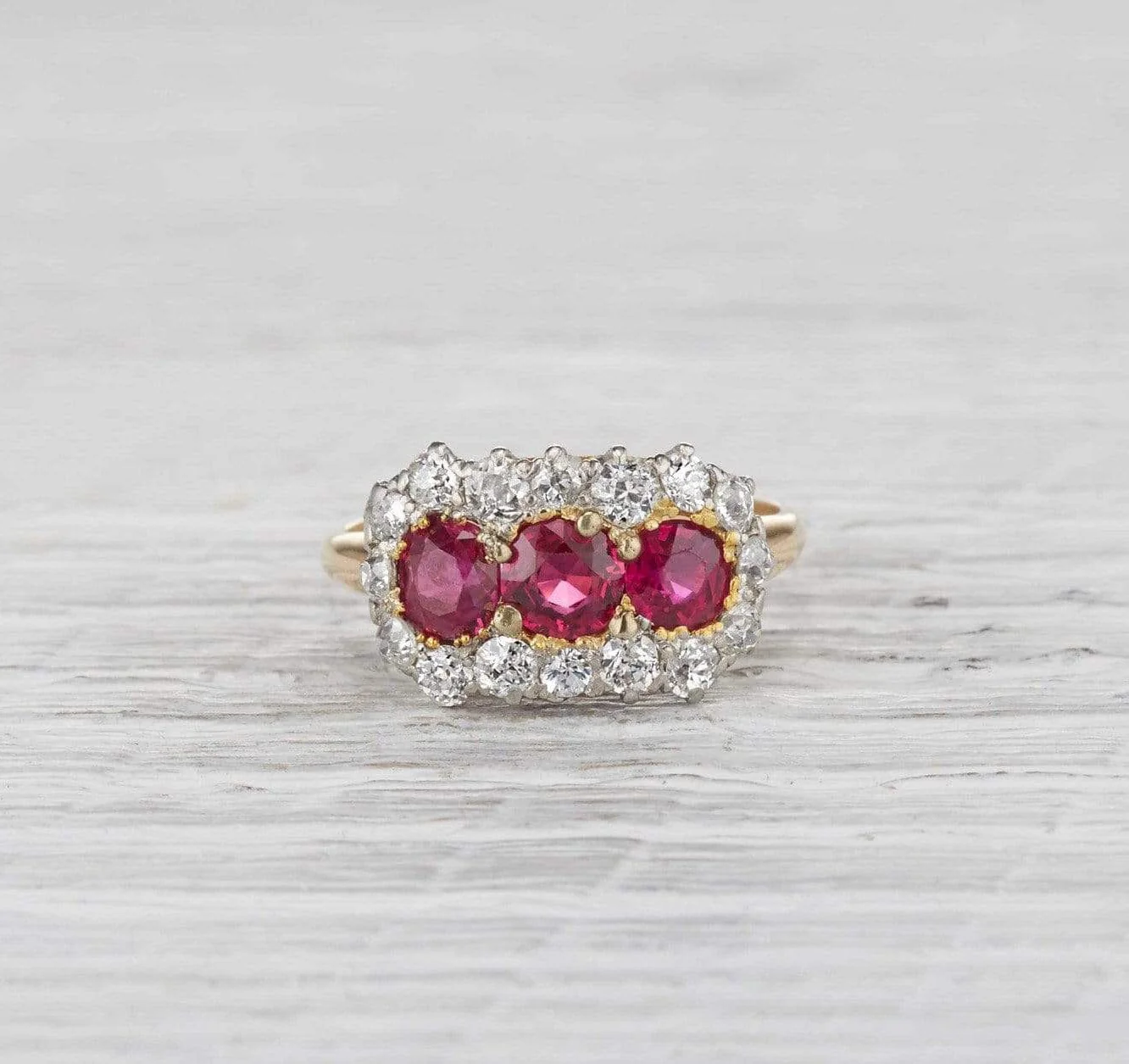Edwardian Three Stone Ruby Ring - Image 2
