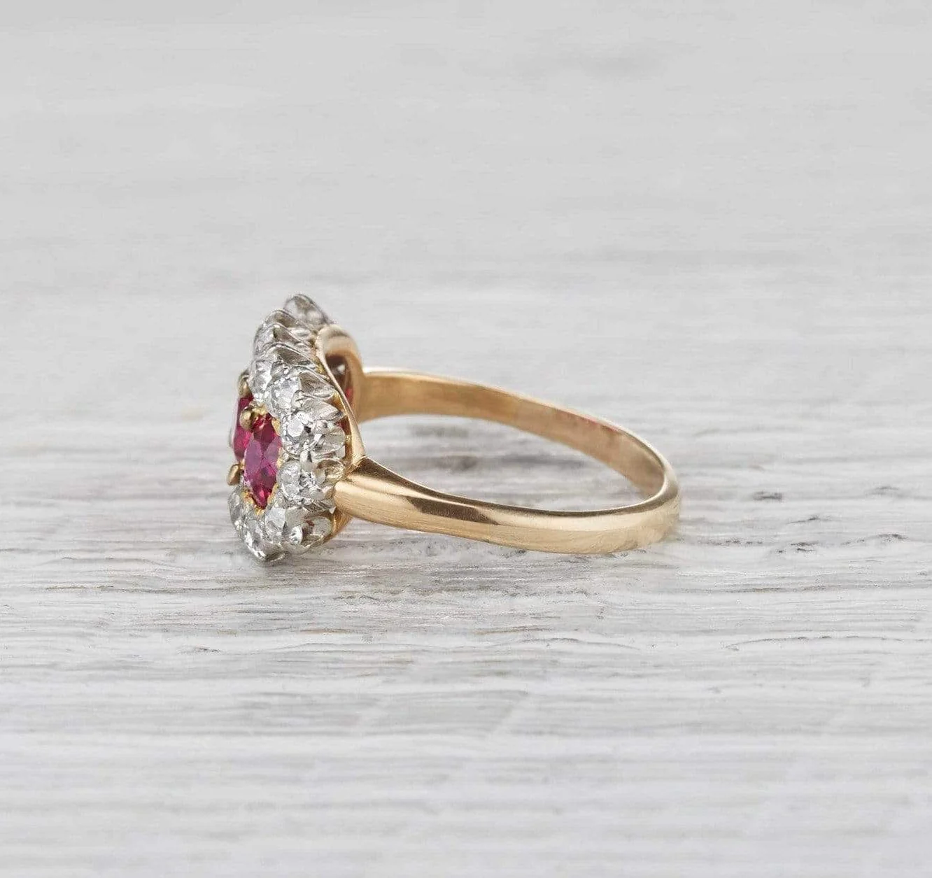 Edwardian Three Stone Ruby Ring - Image 3