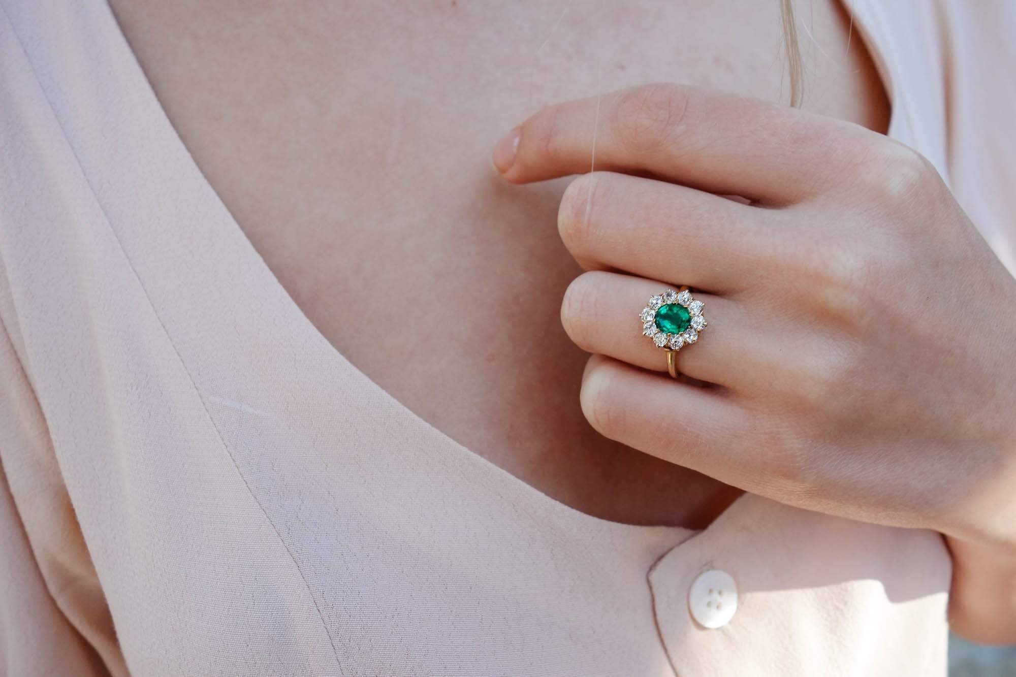 EMERALD AND DIAMOND CLUSTER ENGAGEMENT RING - Image 5