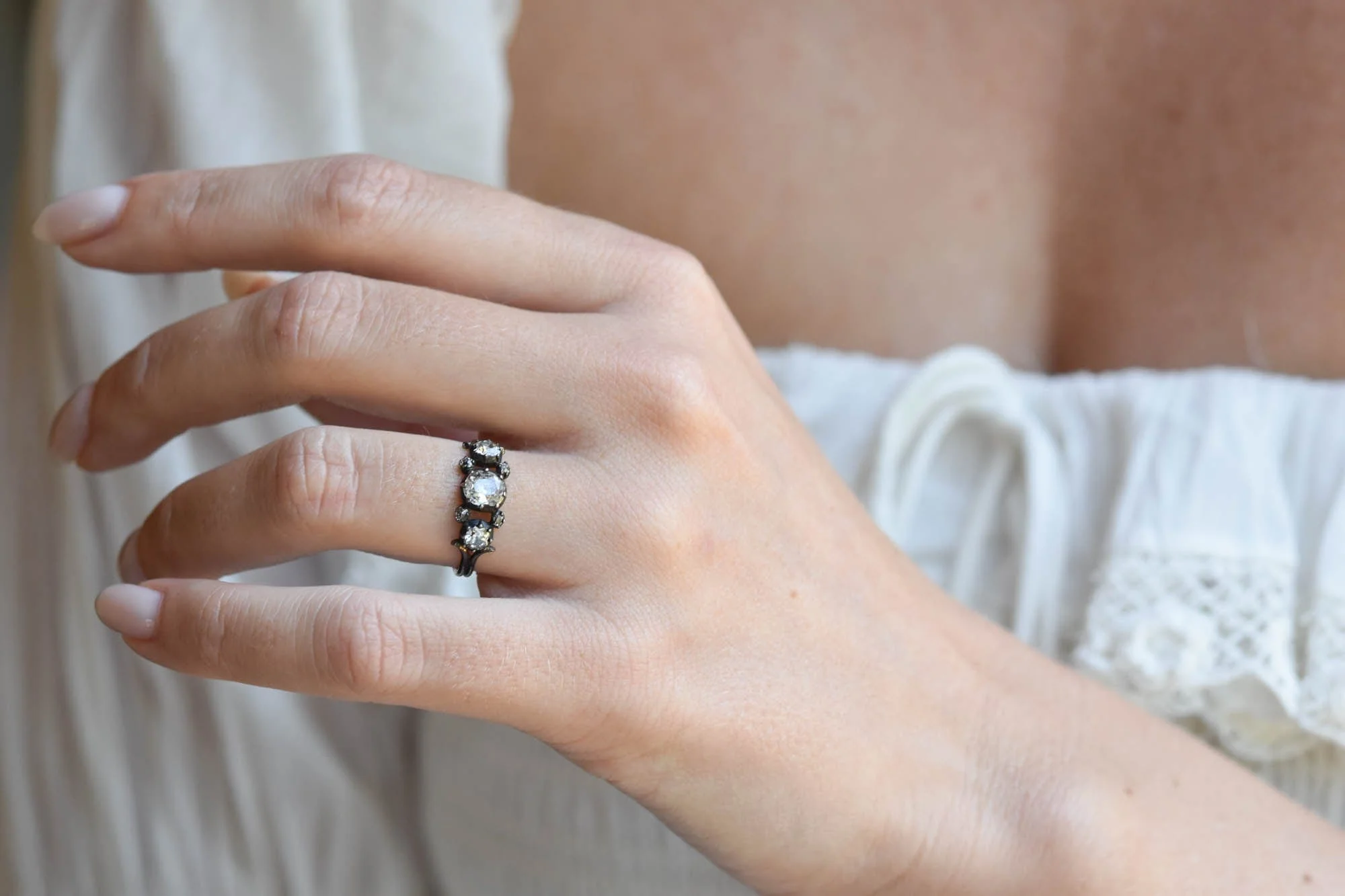 Georgian Old Mine Cut Diamond Three Stone Ring - Image 3