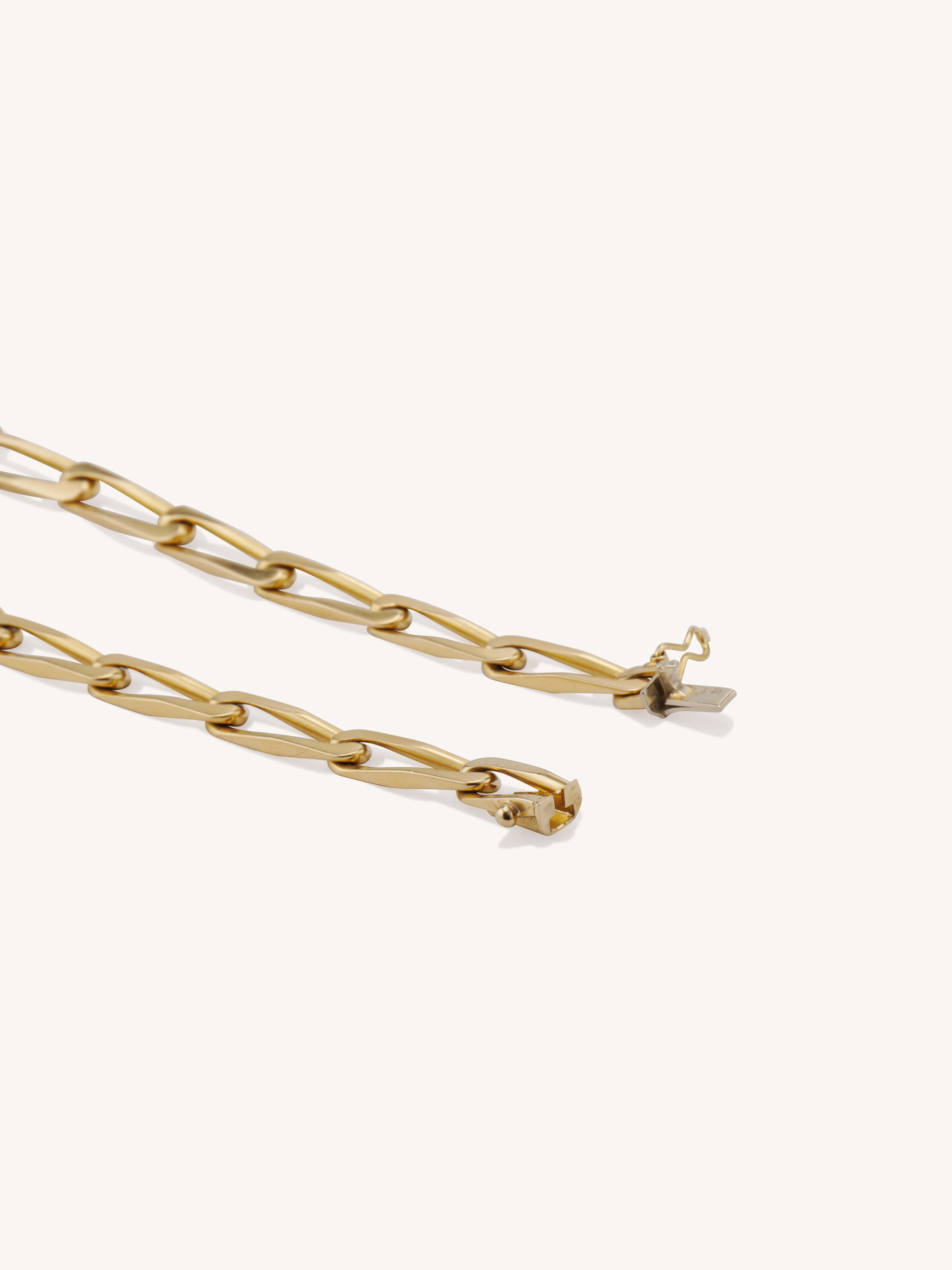 Gold Paperclip Link Vintage Chain-Link Bracelet, France - Image 5