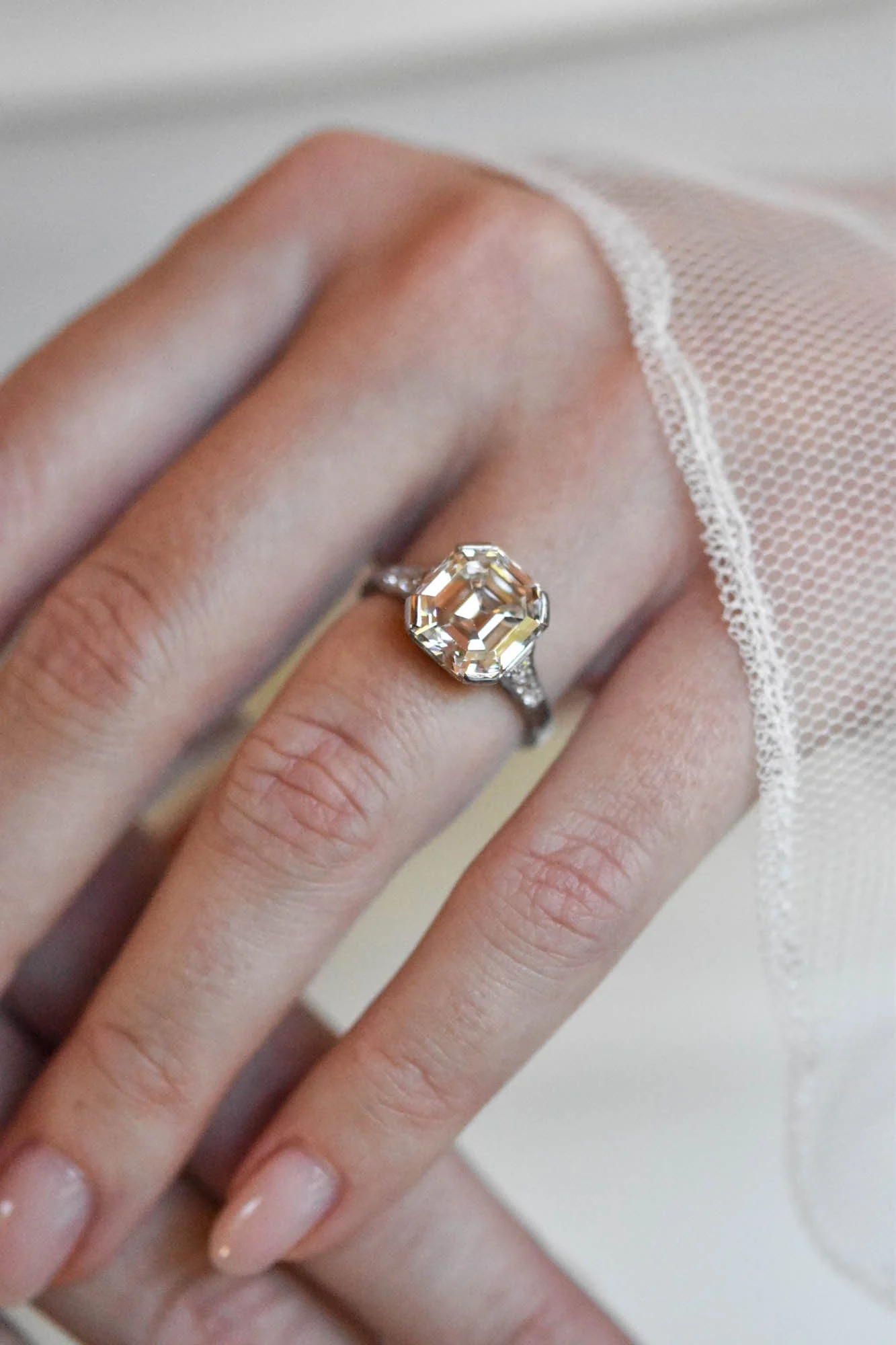 Exquisite Art Deco 5.20 Carat Asscher Cut Diamond Vintage Engagement Ring - Image 6