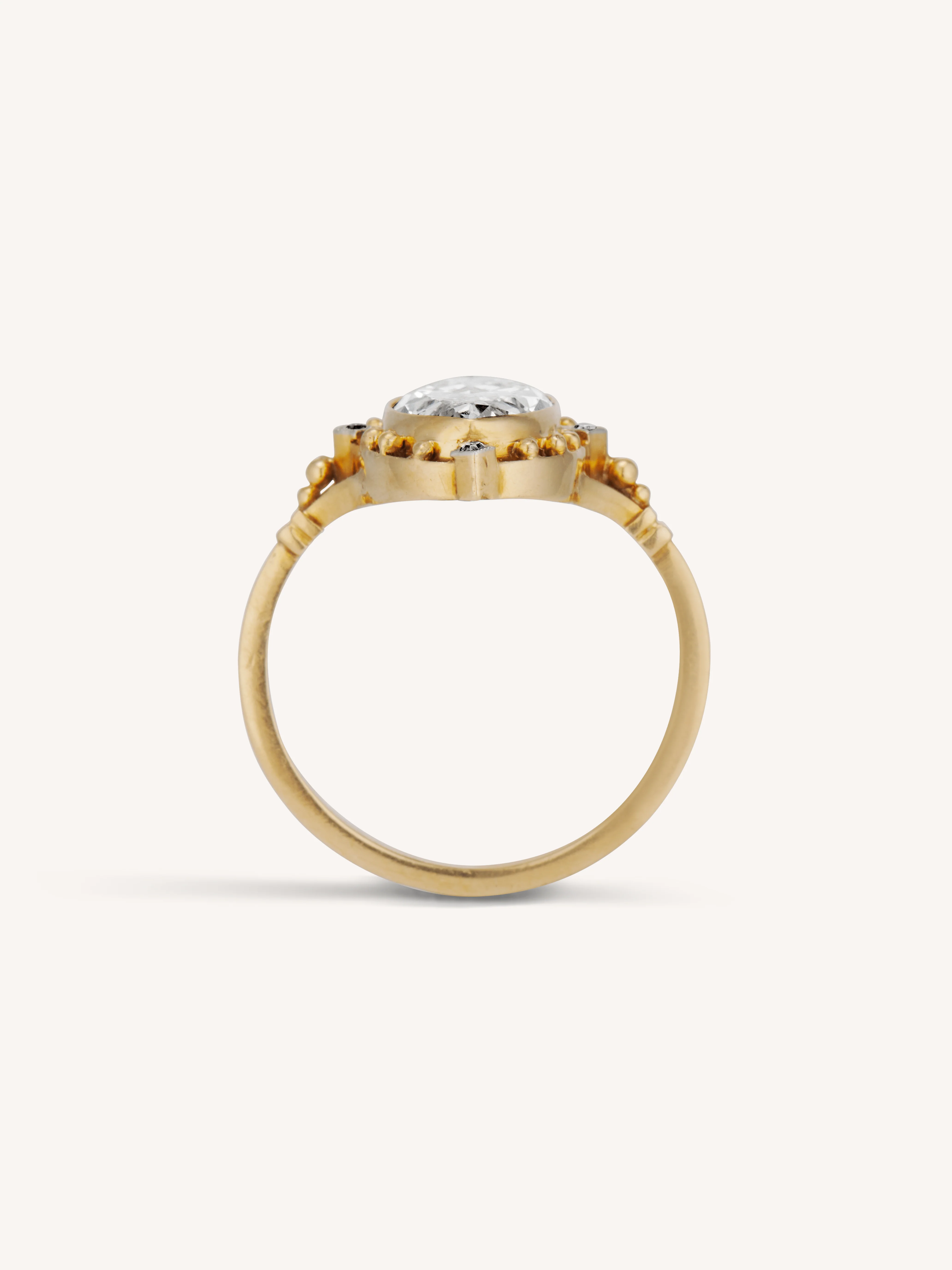 Late Art Deco 2.57 Carat Marquise Diamond Vintage Engagement Ring, France - Image 5
