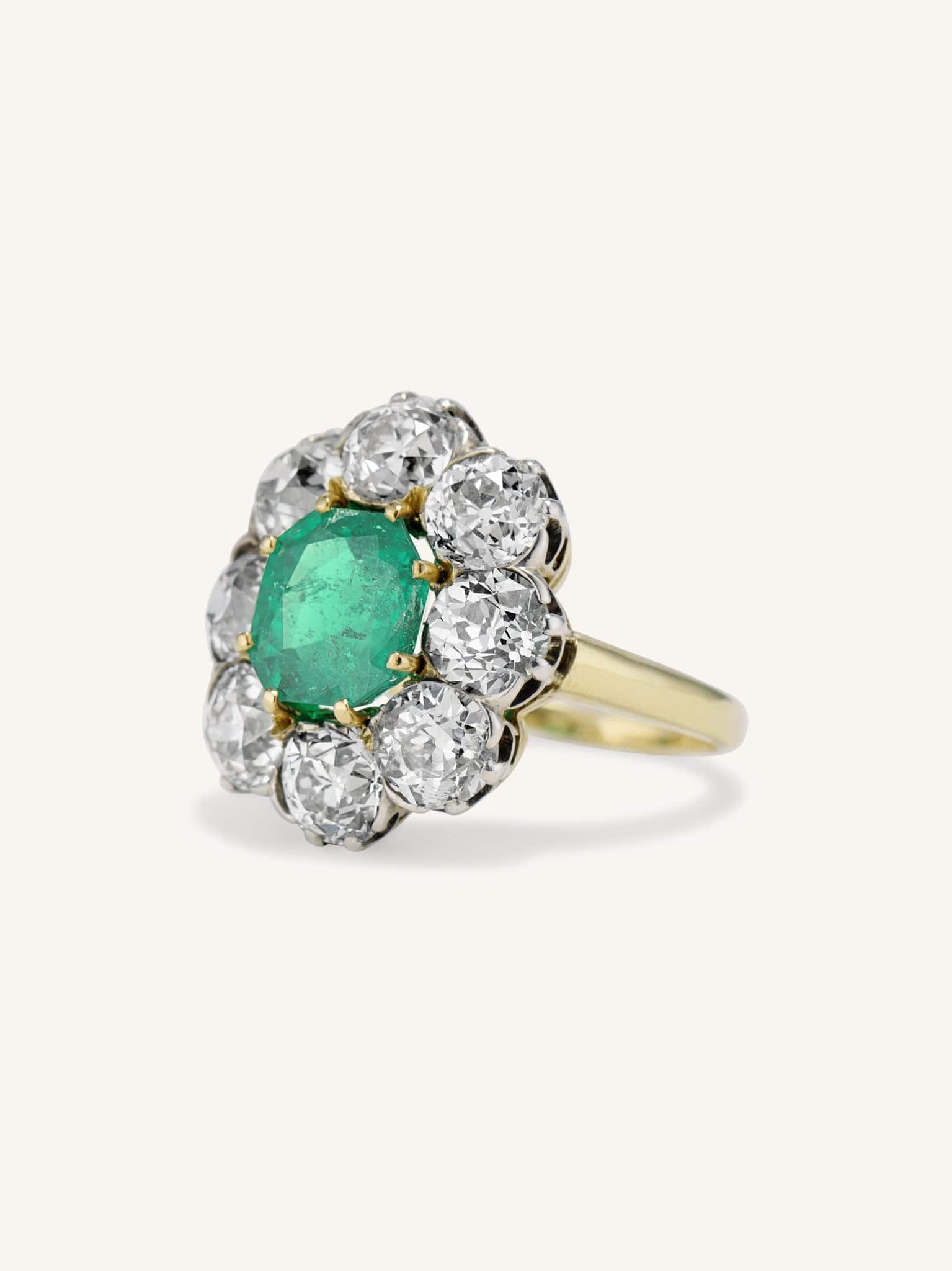 Late Victorian 2.70 Carat Emerald and Diamond Cluster Antique Engagement Ring - Image 4