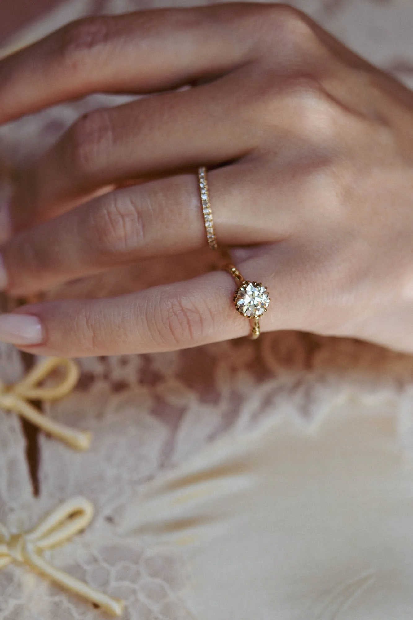 Late Victorian 1.34 Carat Old European Cut Diamond Antique Engagement Ring - Image 9