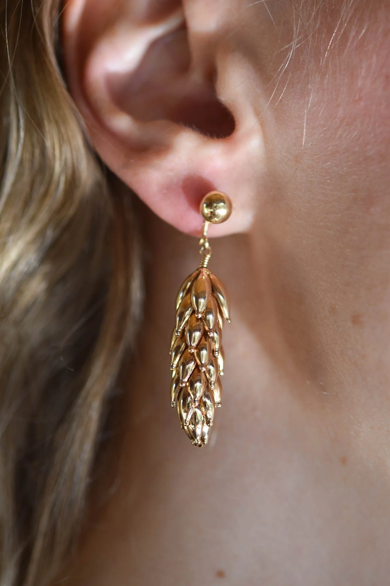 Mid-Century 14K Gold Articulated Leaf Earrings - Image 2